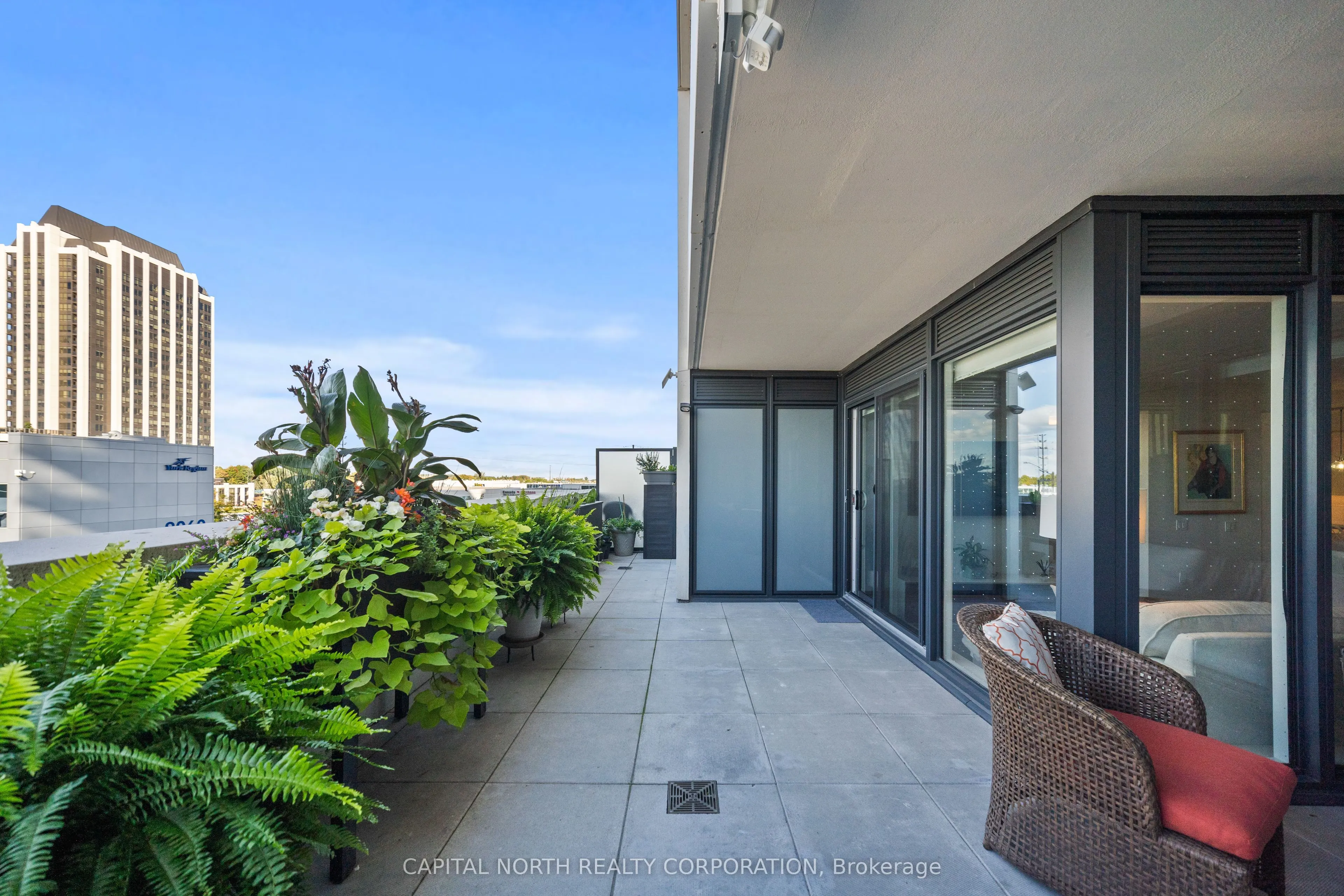 9000 Jane Street, #231