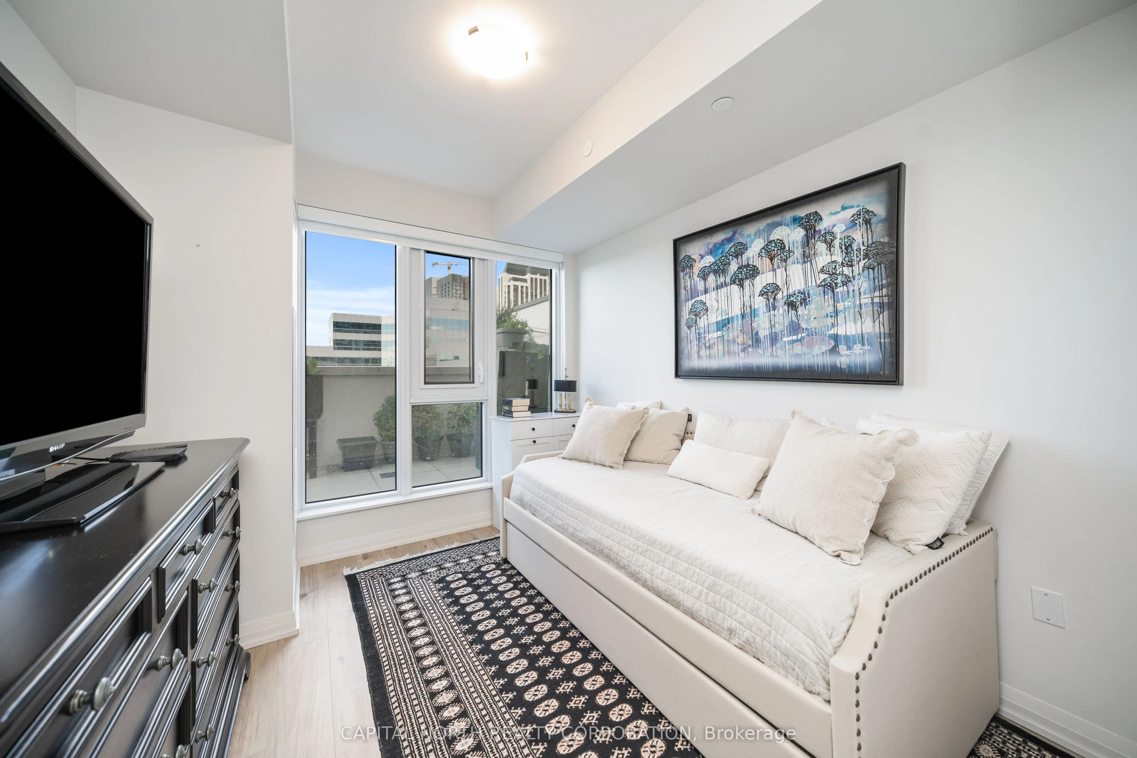 9000 Jane Street, #231