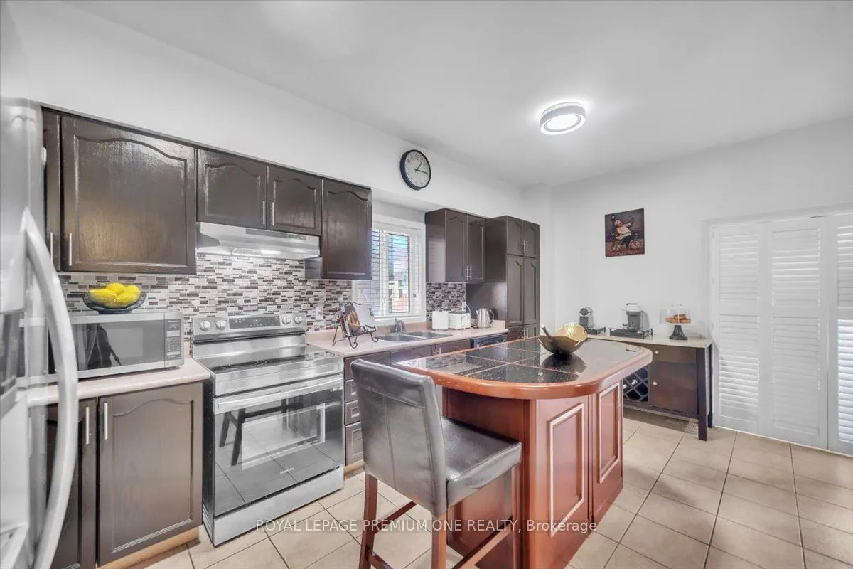 97 Blackthorn Drive