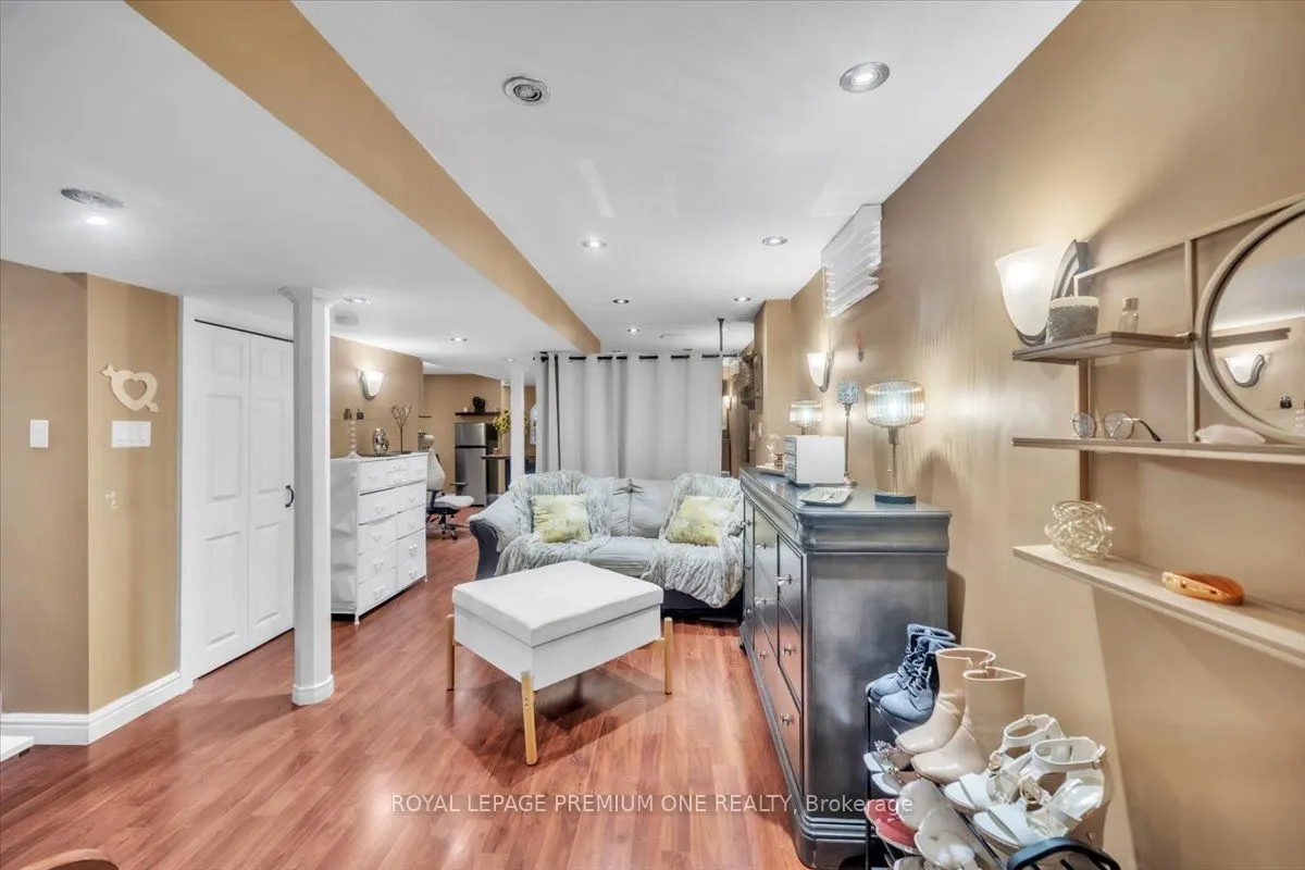 97 Blackthorn Drive