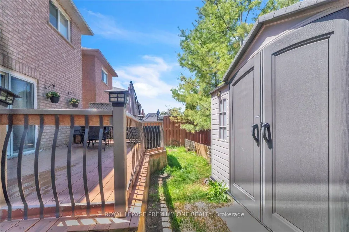 97 Blackthorn Drive
