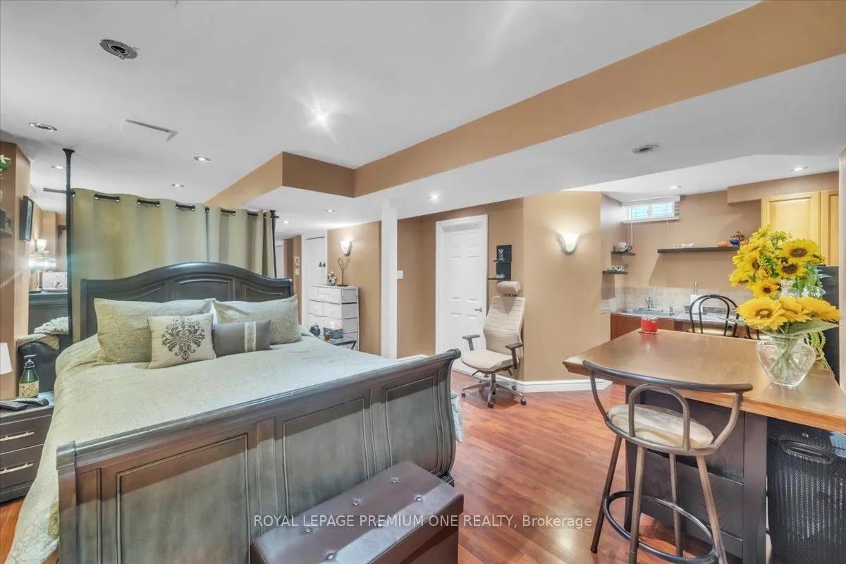 97 Blackthorn Drive