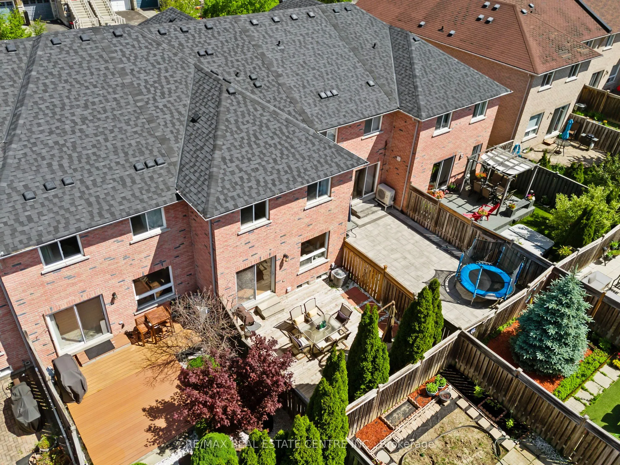 27 Martell Gate