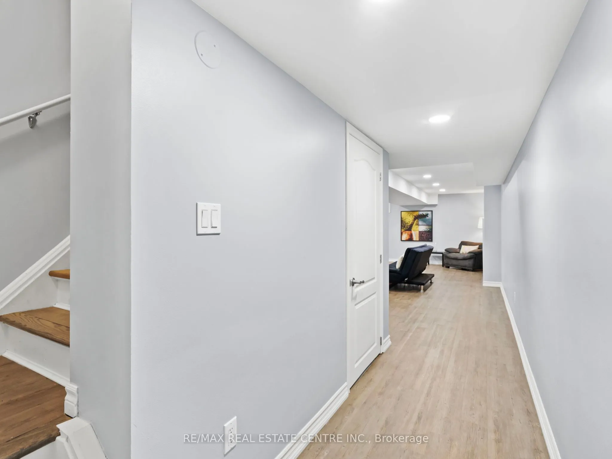 27 Martell Gate