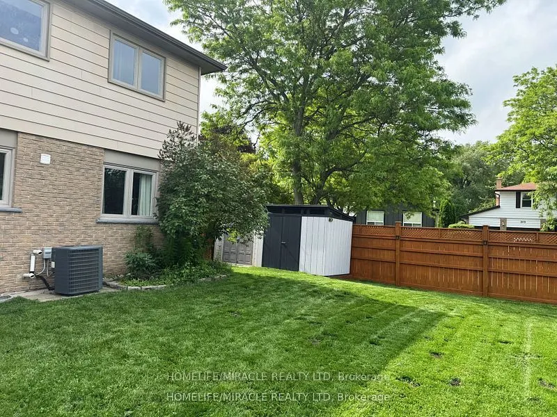 104 Stuart Street