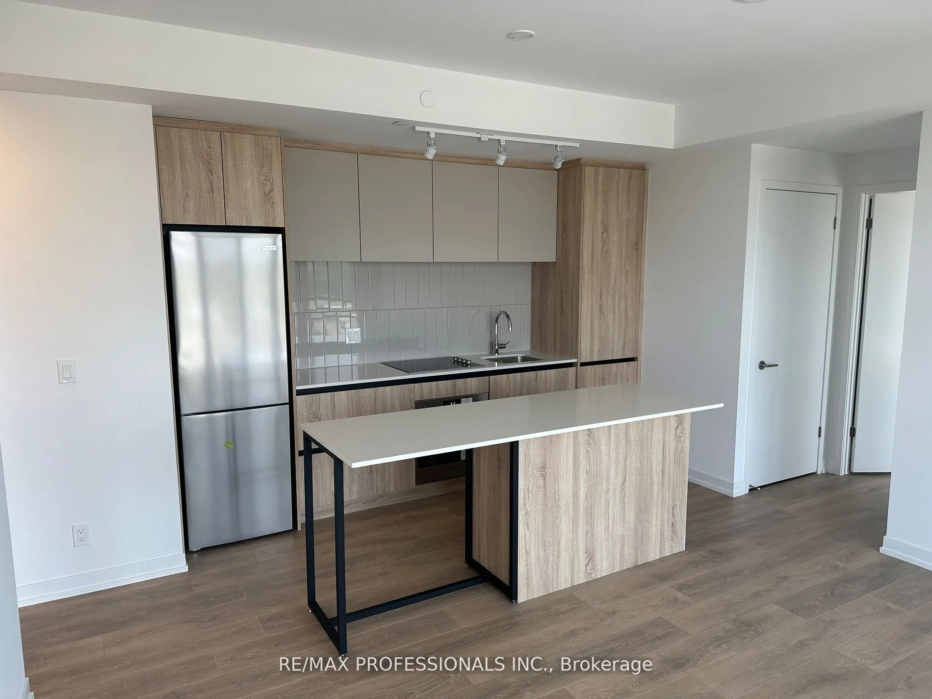 7950 Bathurst Street, #B1203