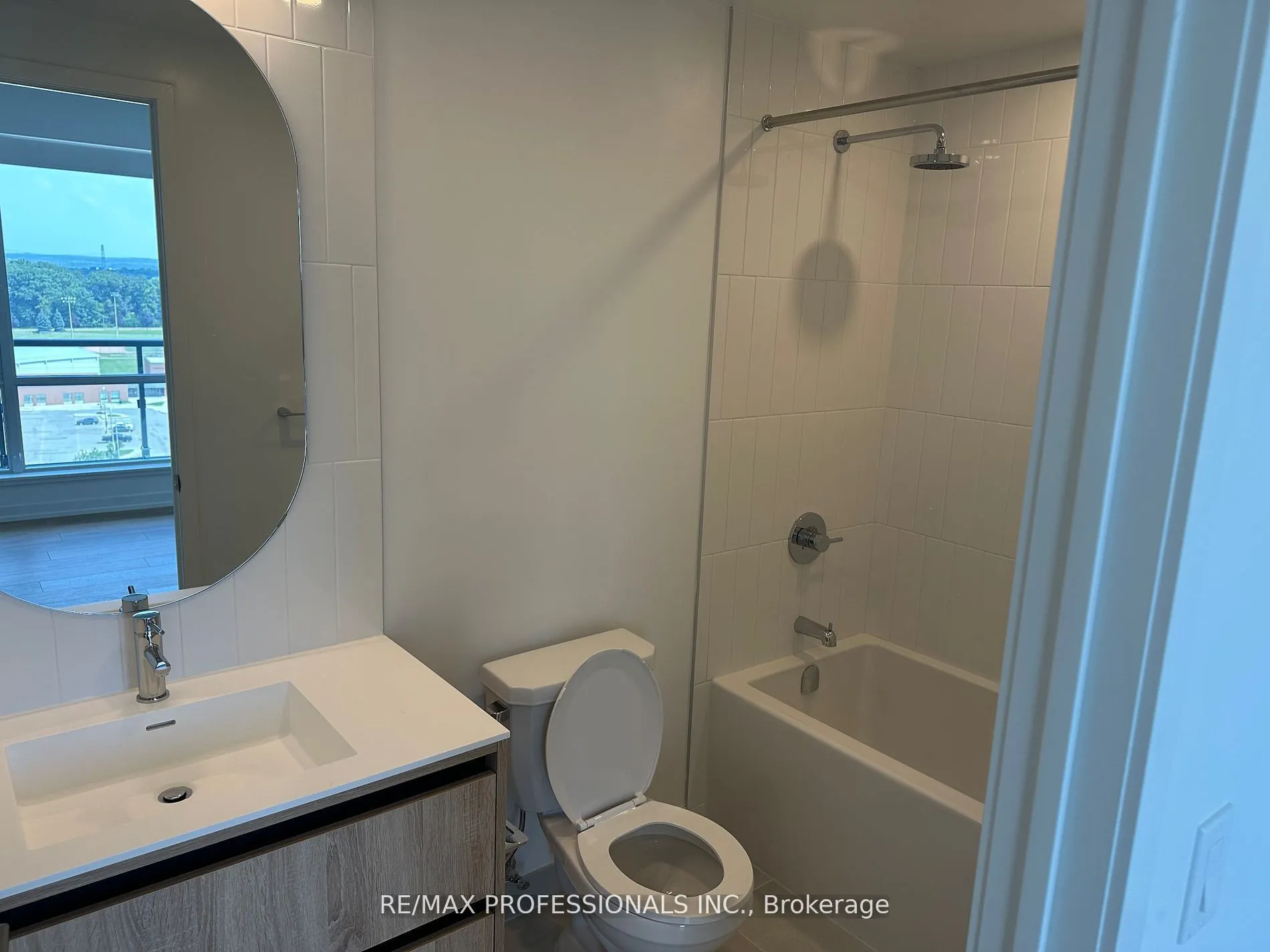 7950 Bathurst Street, #B1203