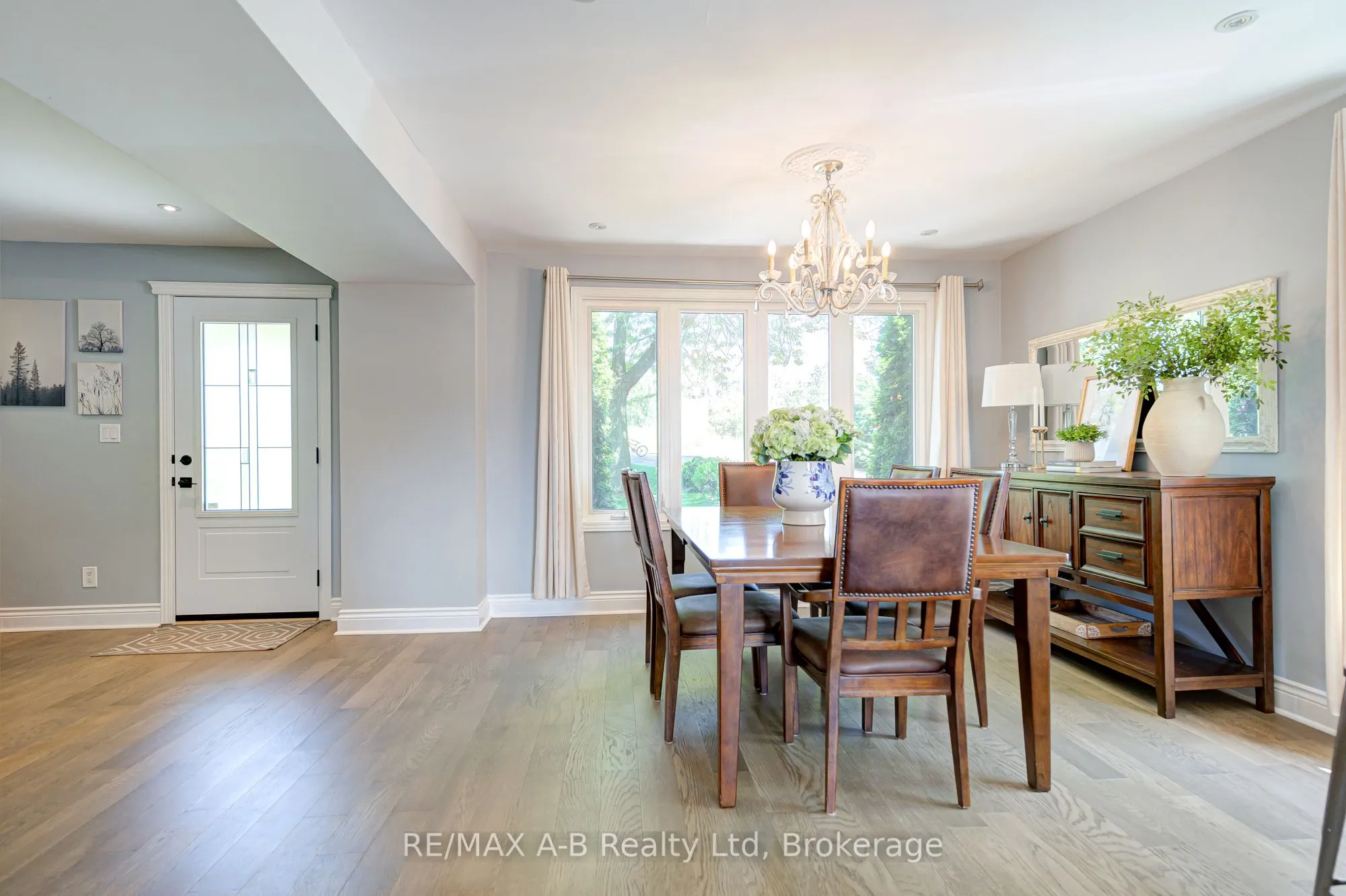 889 Canal Road