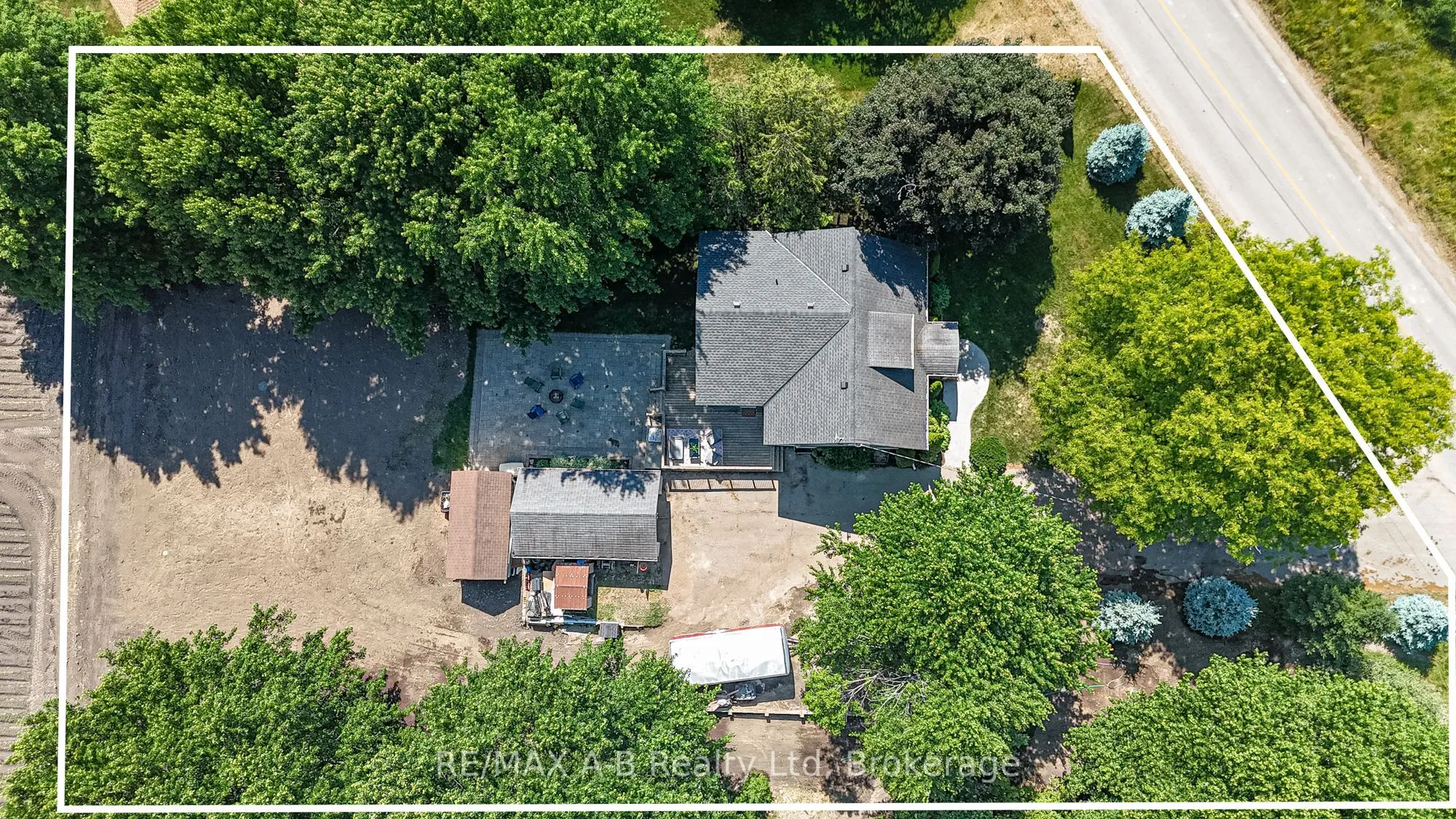 889 Canal Road