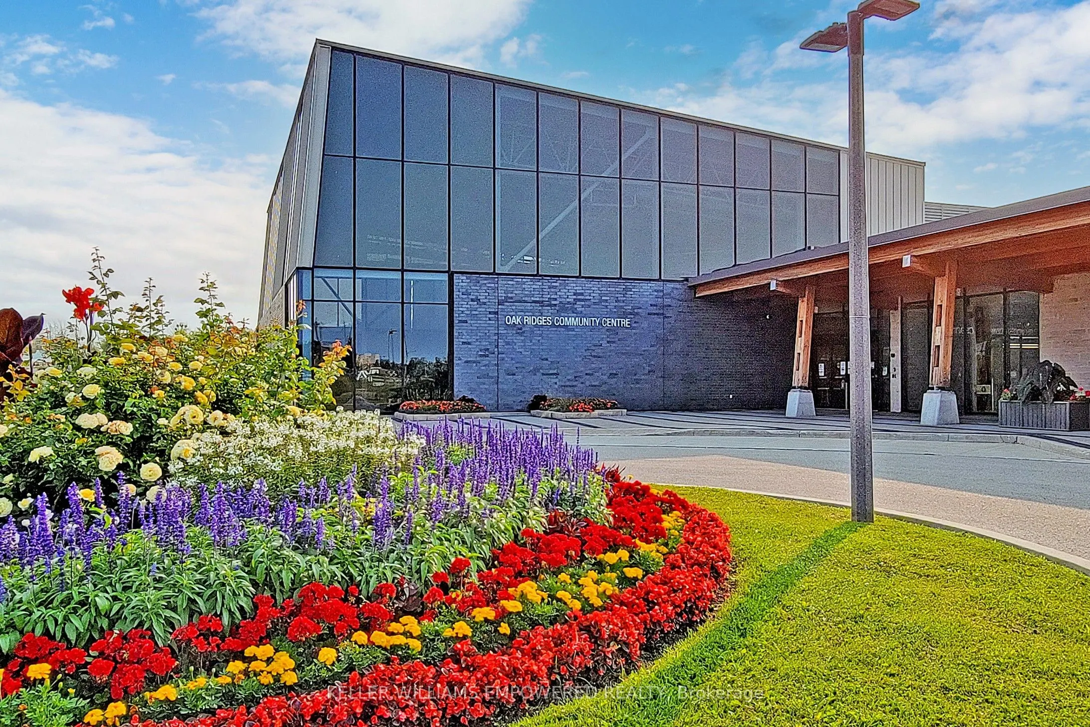 16 Bayview Park Lane