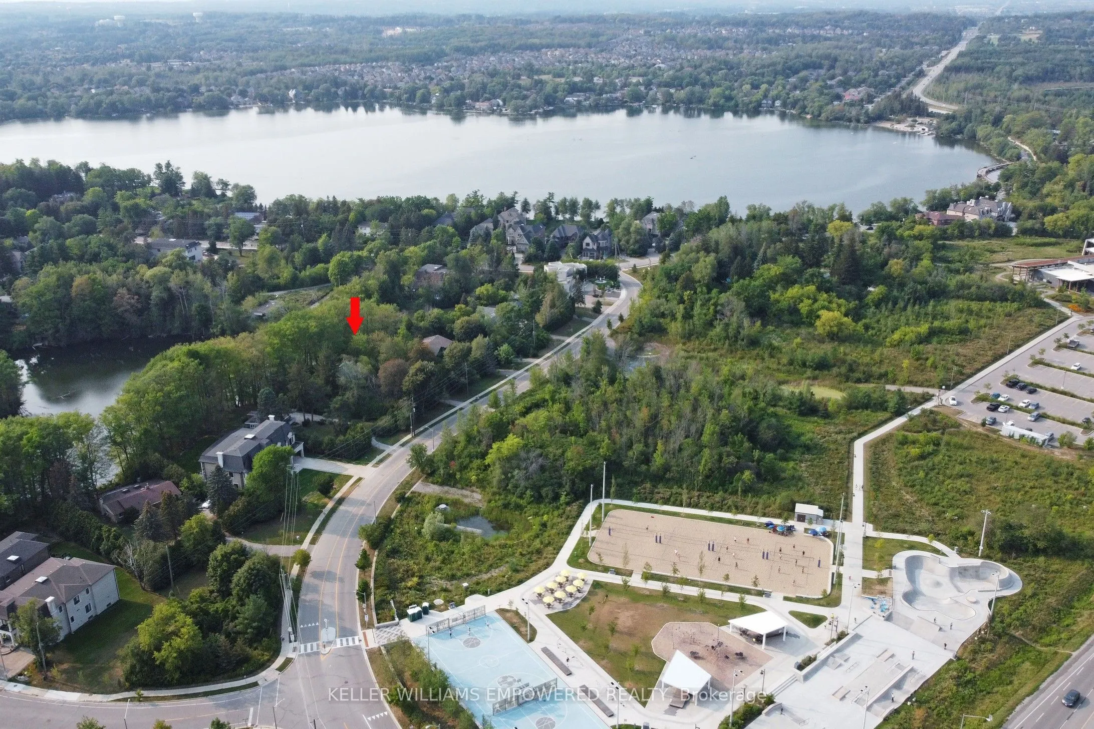 16 Bayview Park Lane