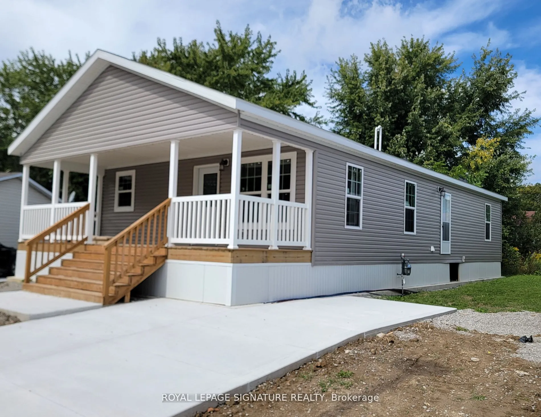 12 Briar Wood Place