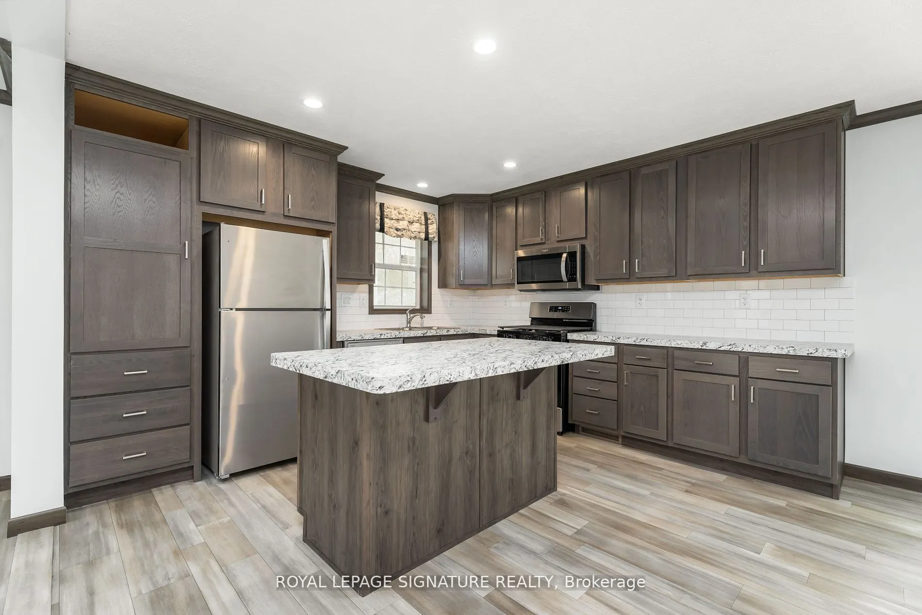 12 Briar Wood Place