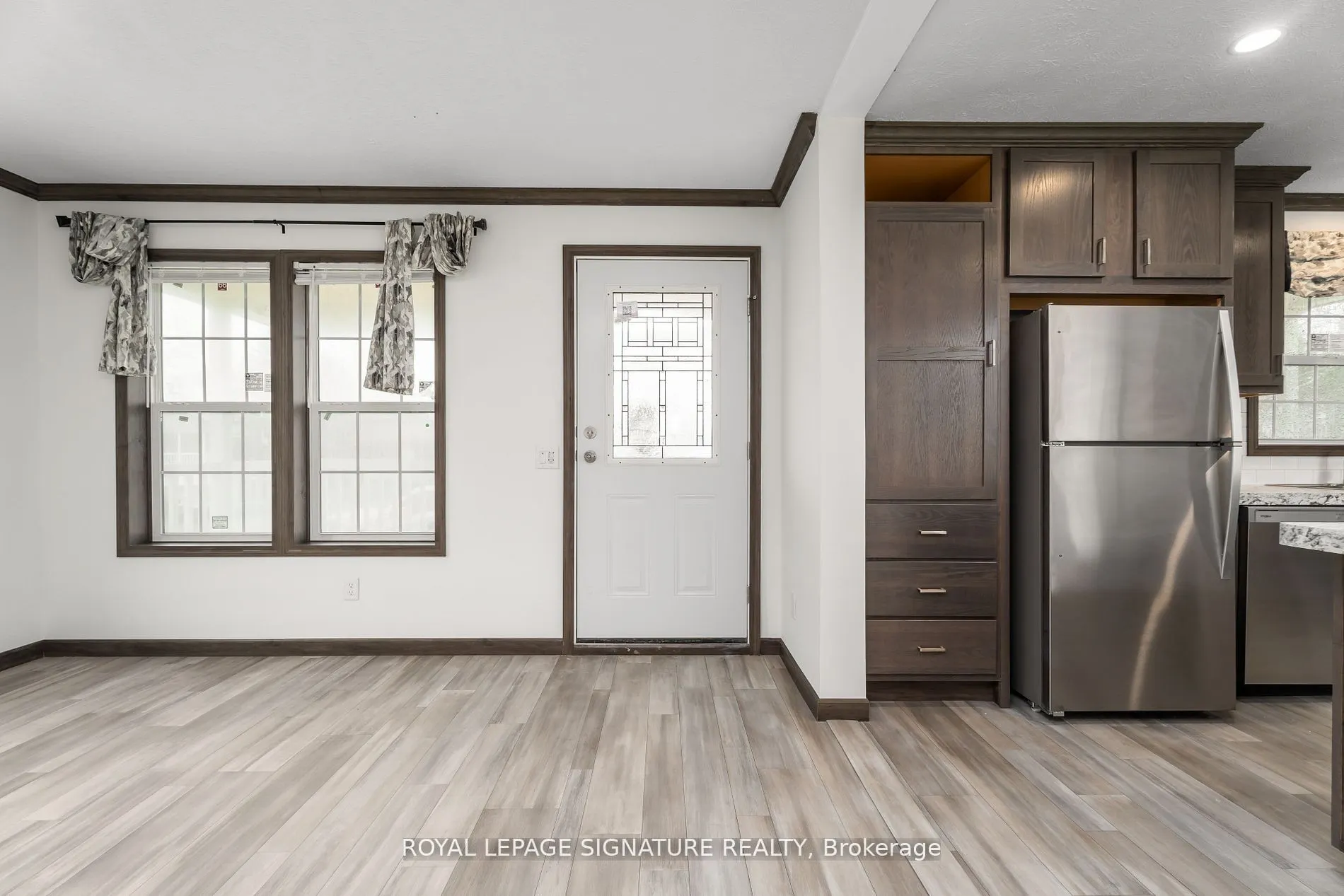 12 Briar Wood Place