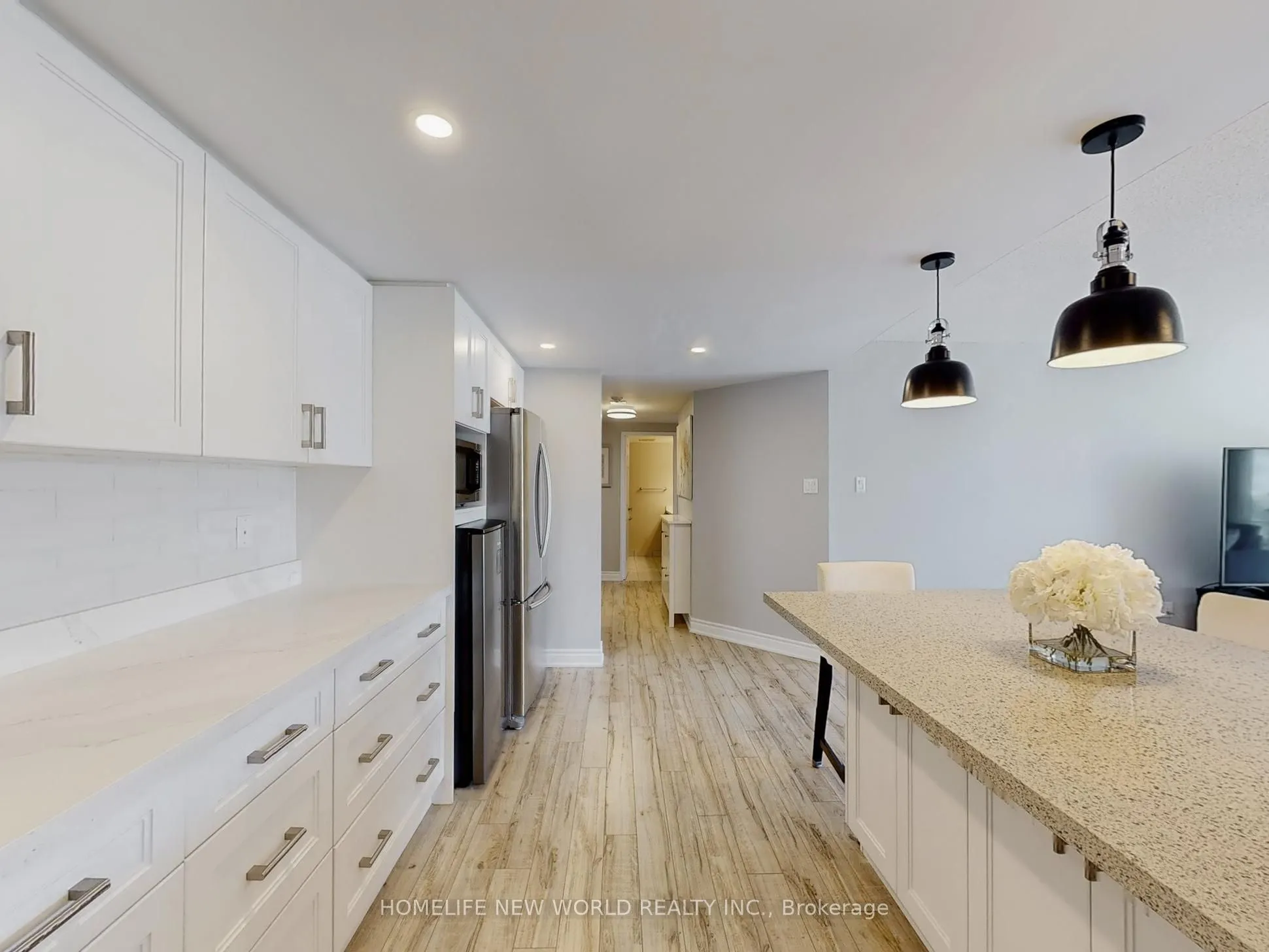 5 Weldrick Road W, #604