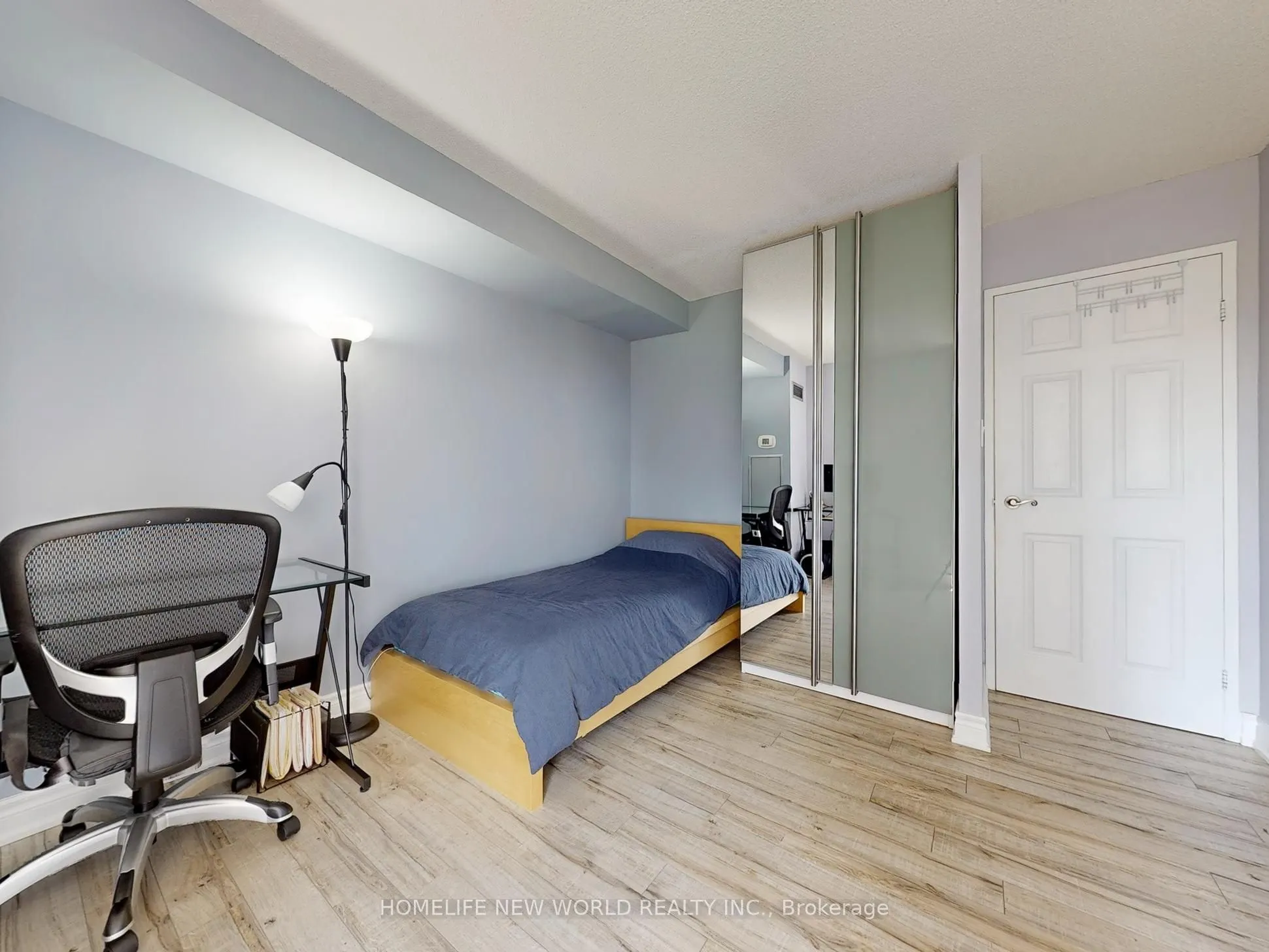 5 Weldrick Road W, #604