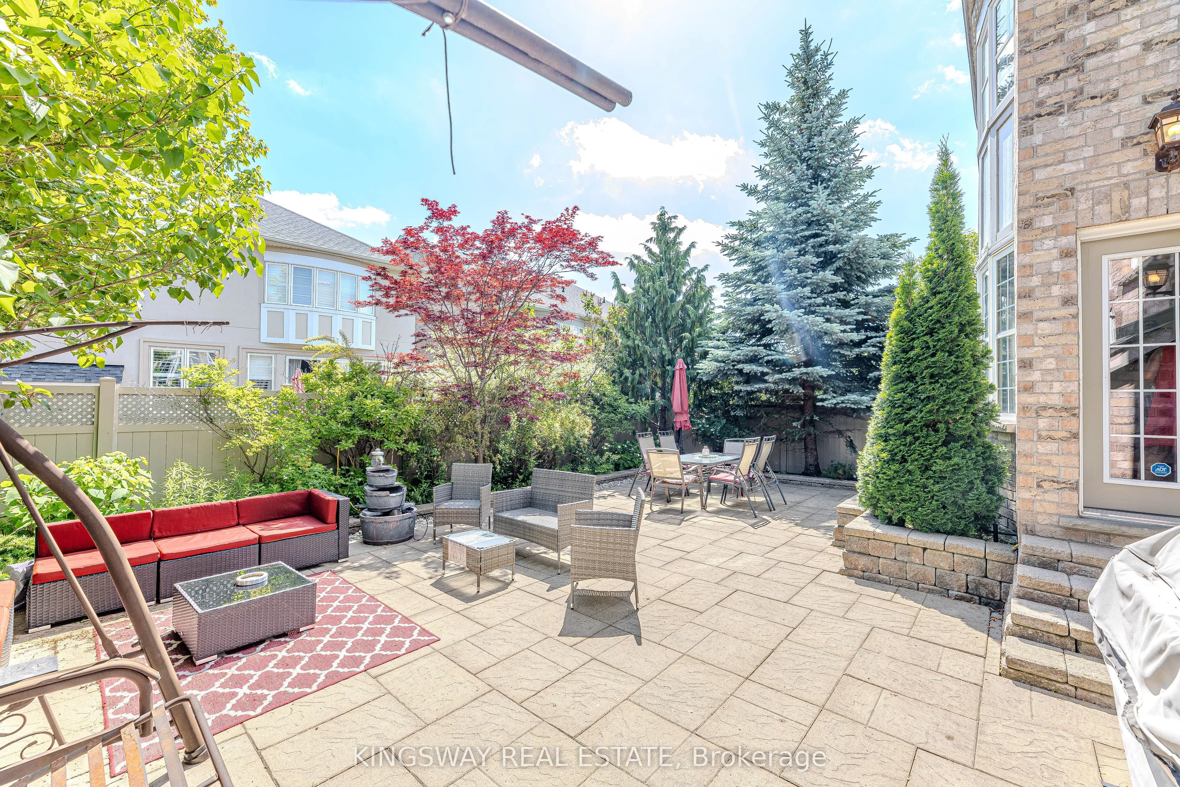 651 Via Romano Boulevard E