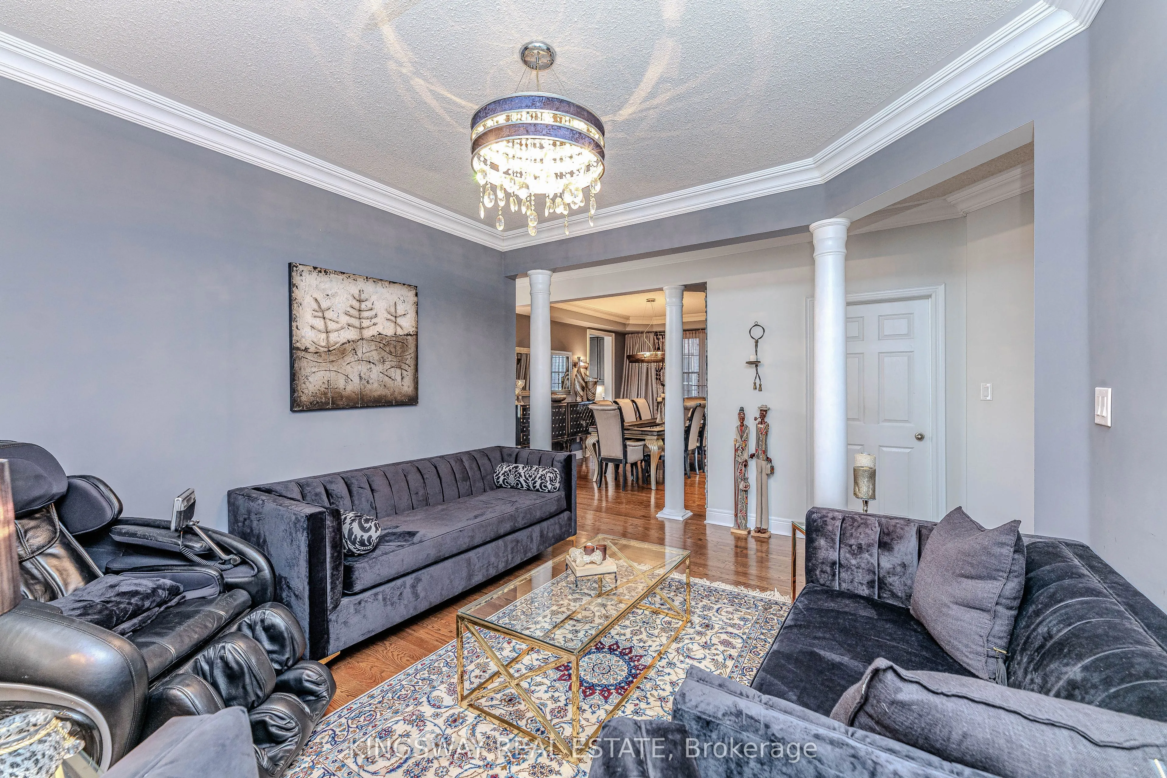 651 Via Romano Boulevard E