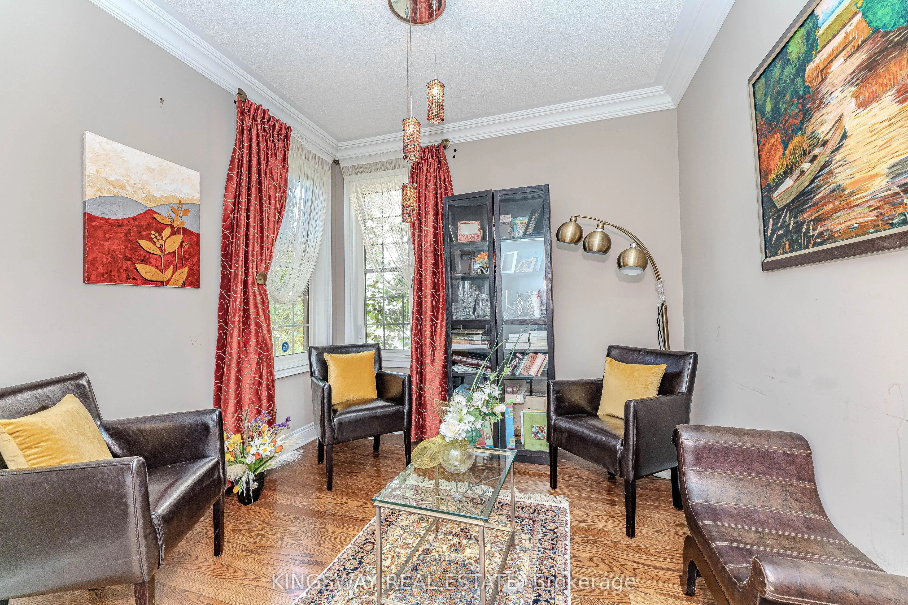 651 Via Romano Boulevard E