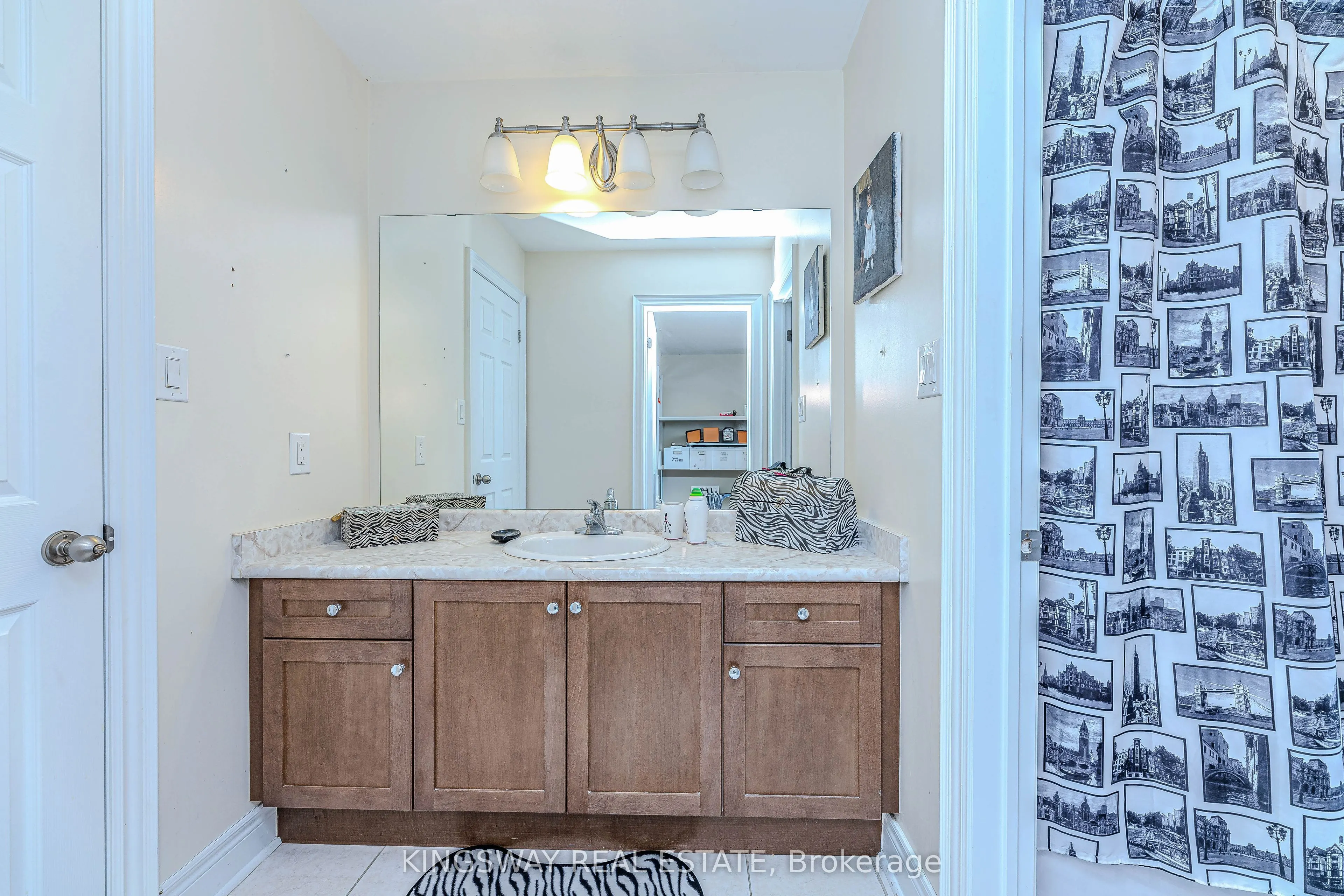 651 Via Romano Boulevard E