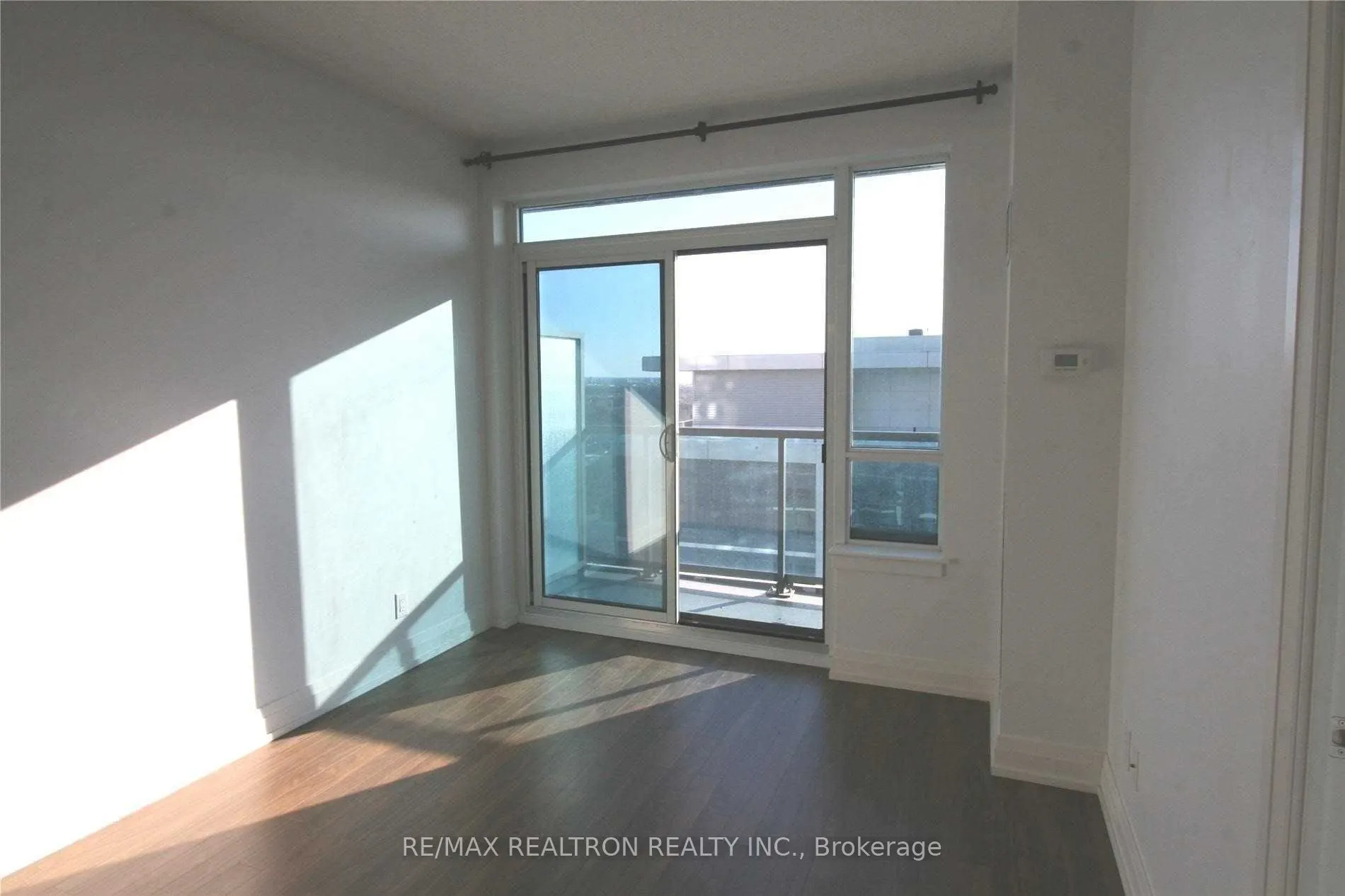 7165 Yonge Street, #2105