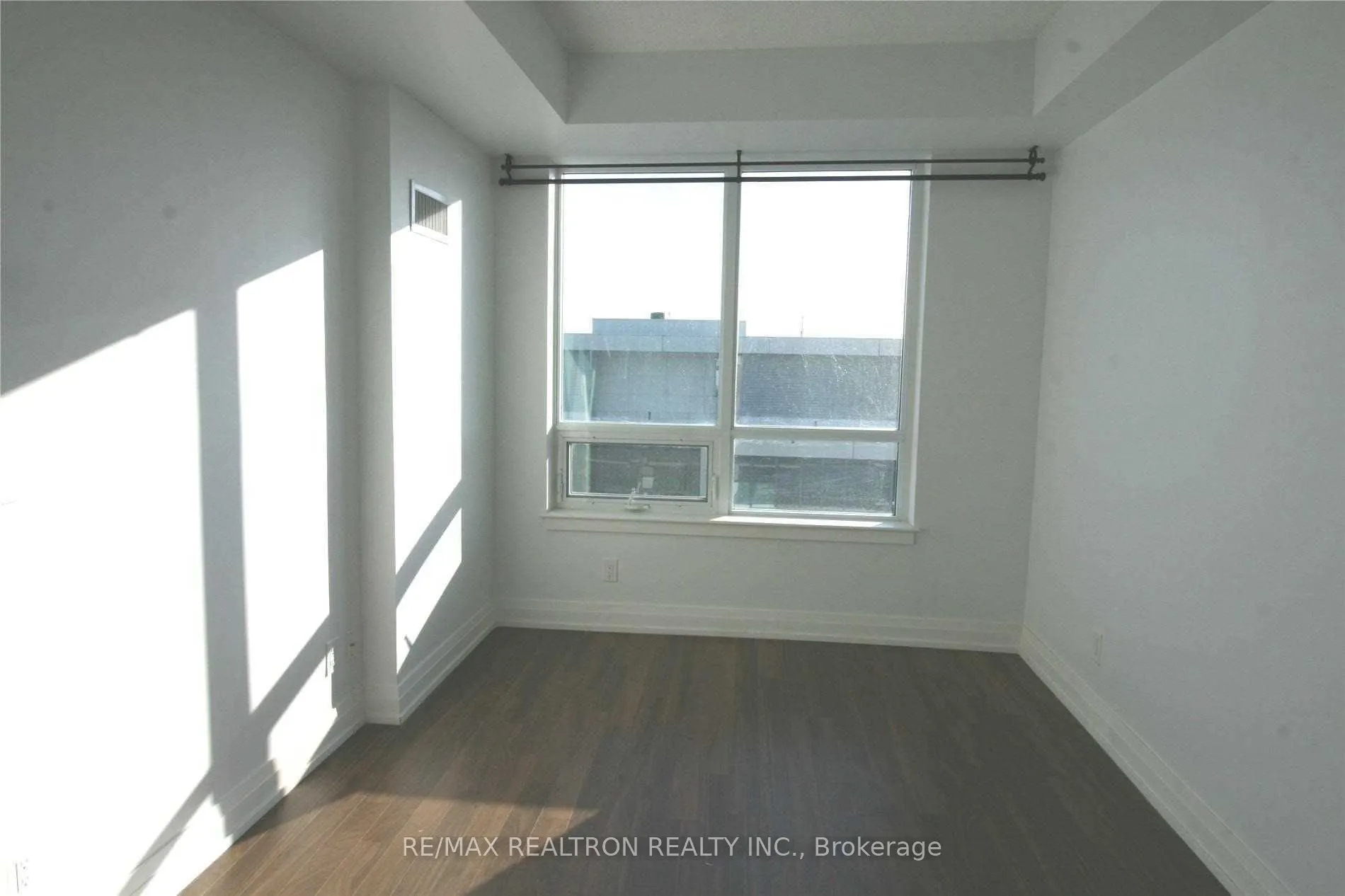 7165 Yonge Street, #2105