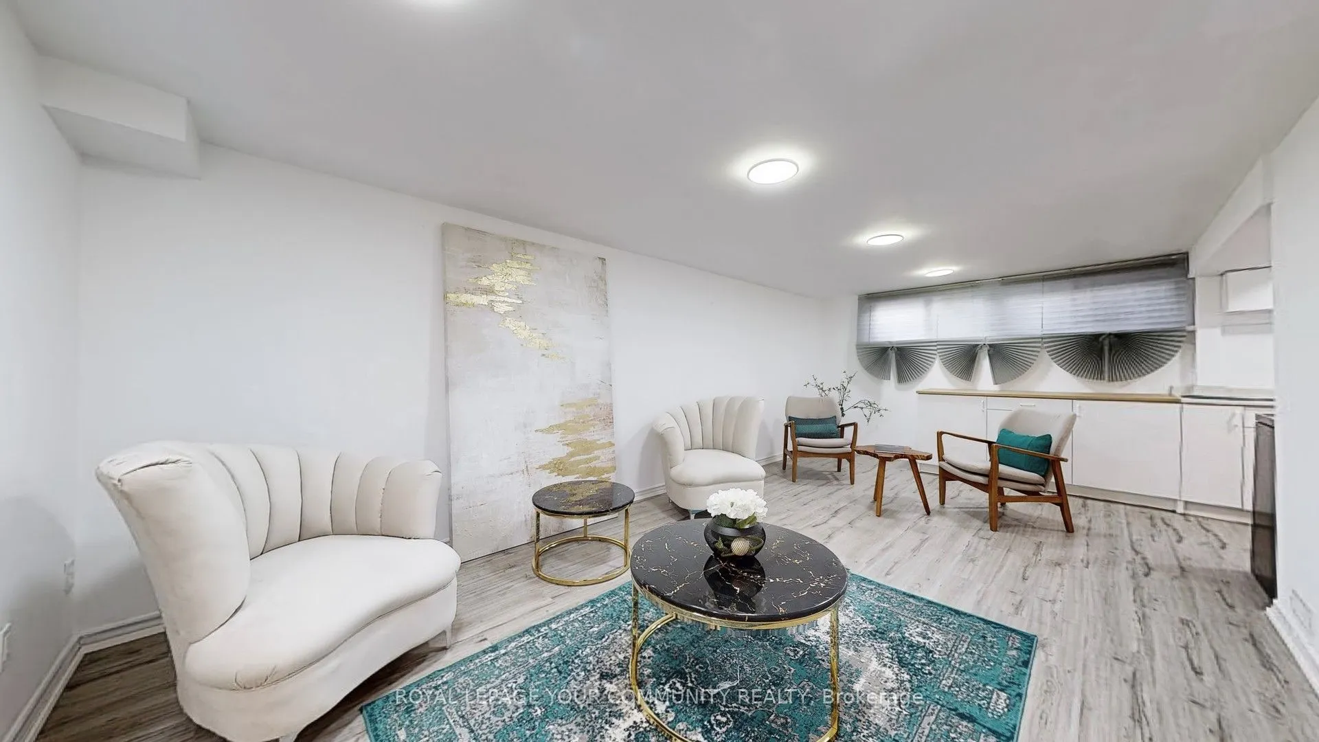 60 Hillview Drive