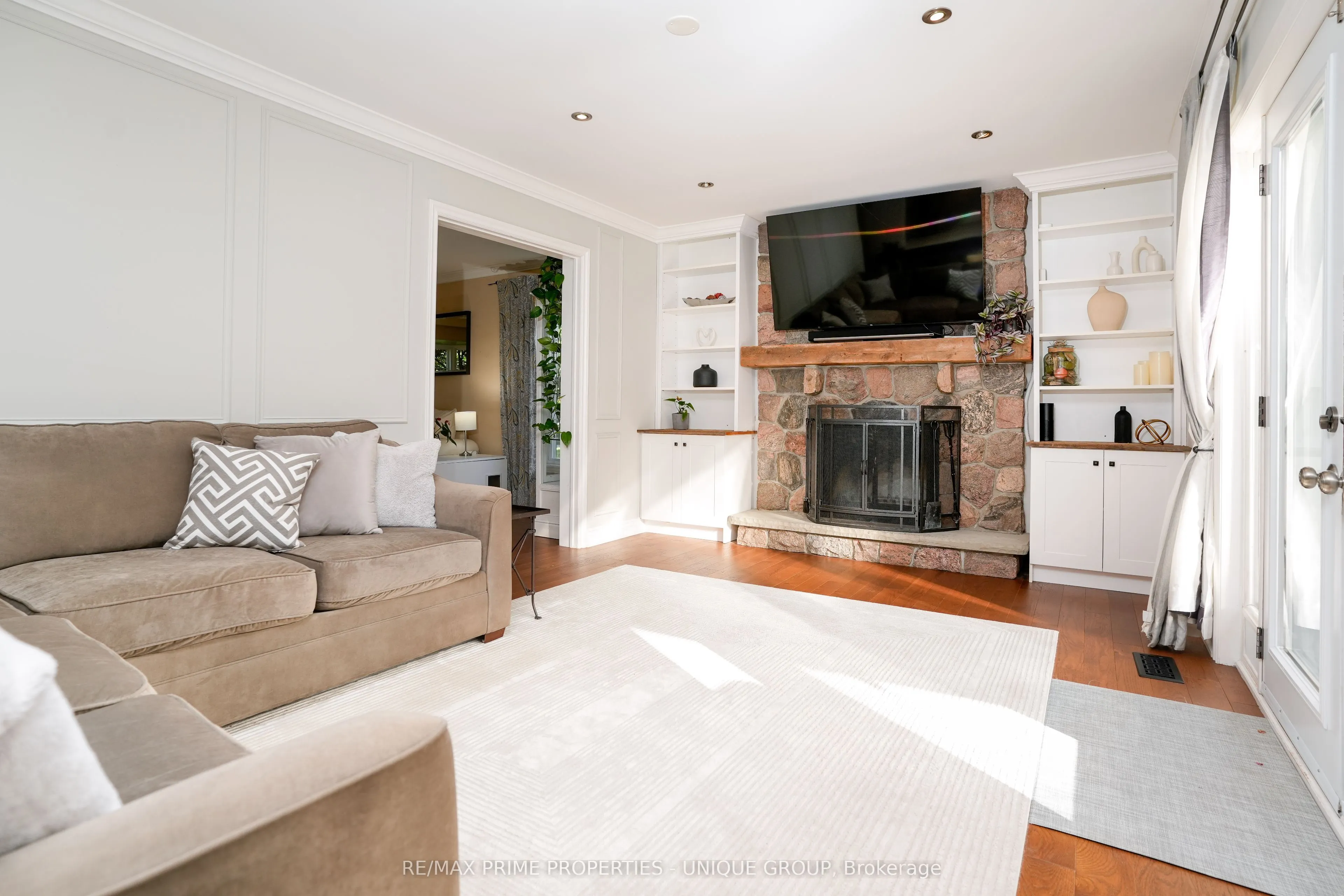 20 Thomas Reid Road