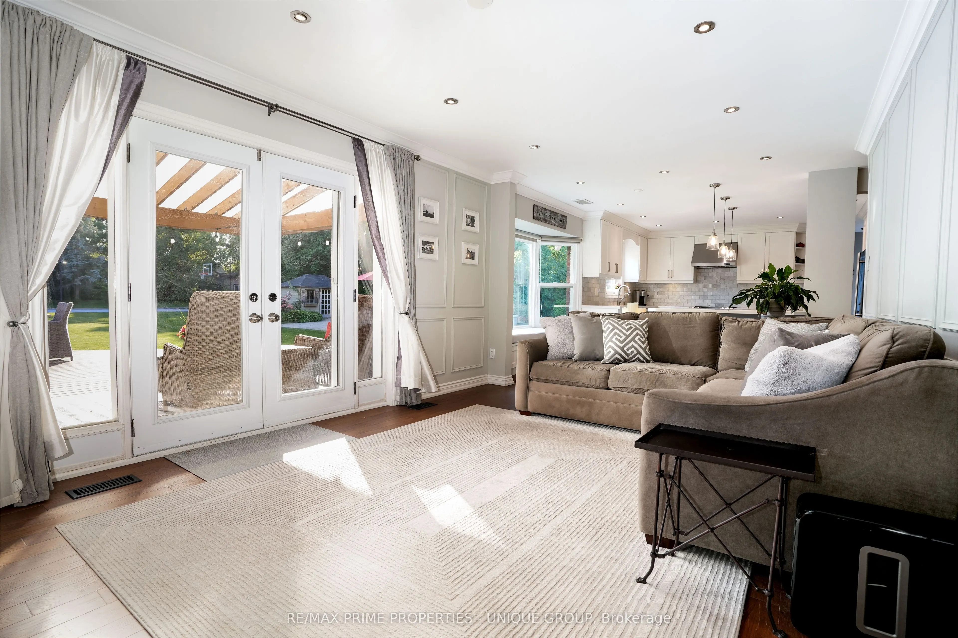20 Thomas Reid Road