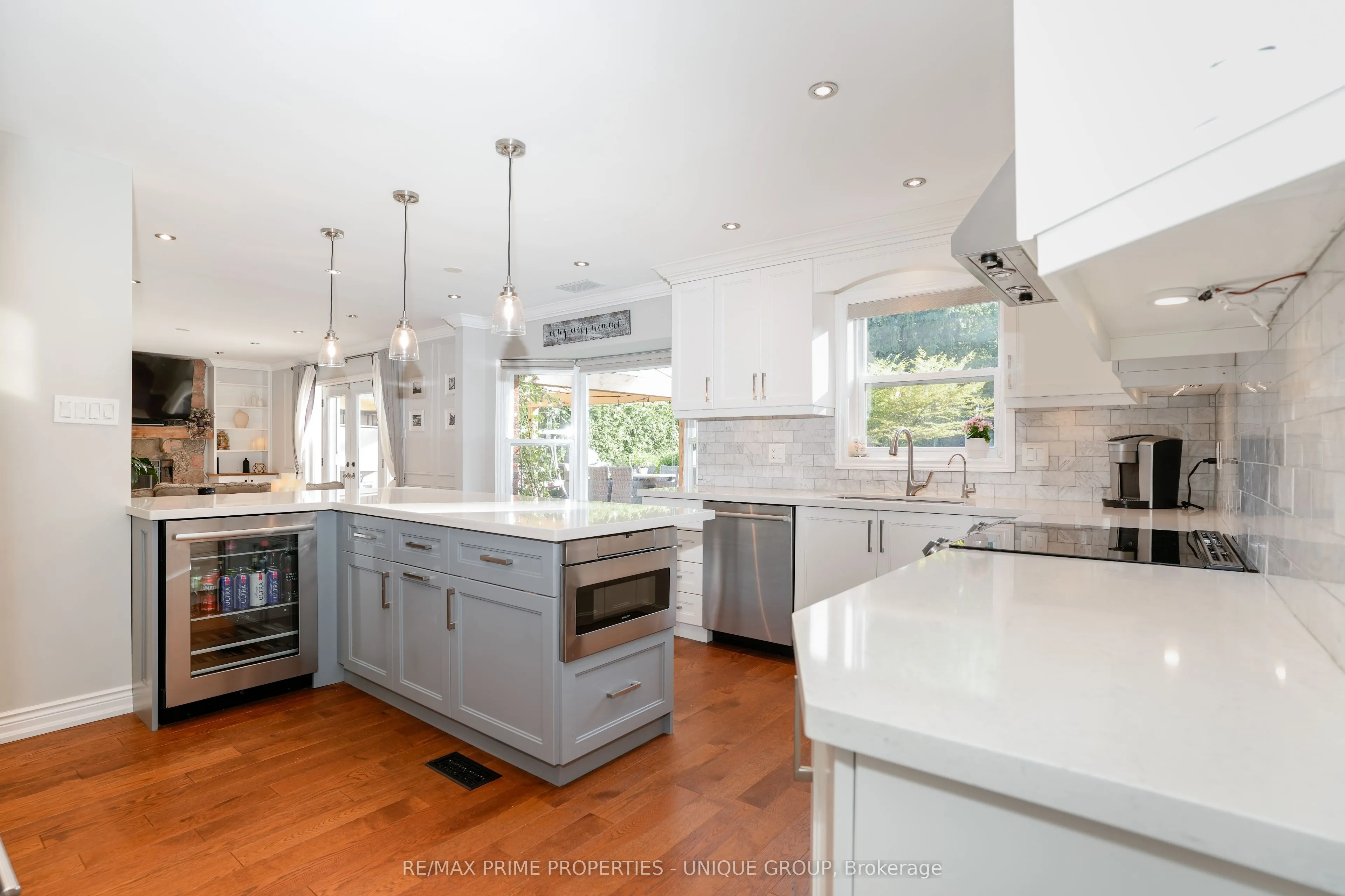 20 Thomas Reid Road