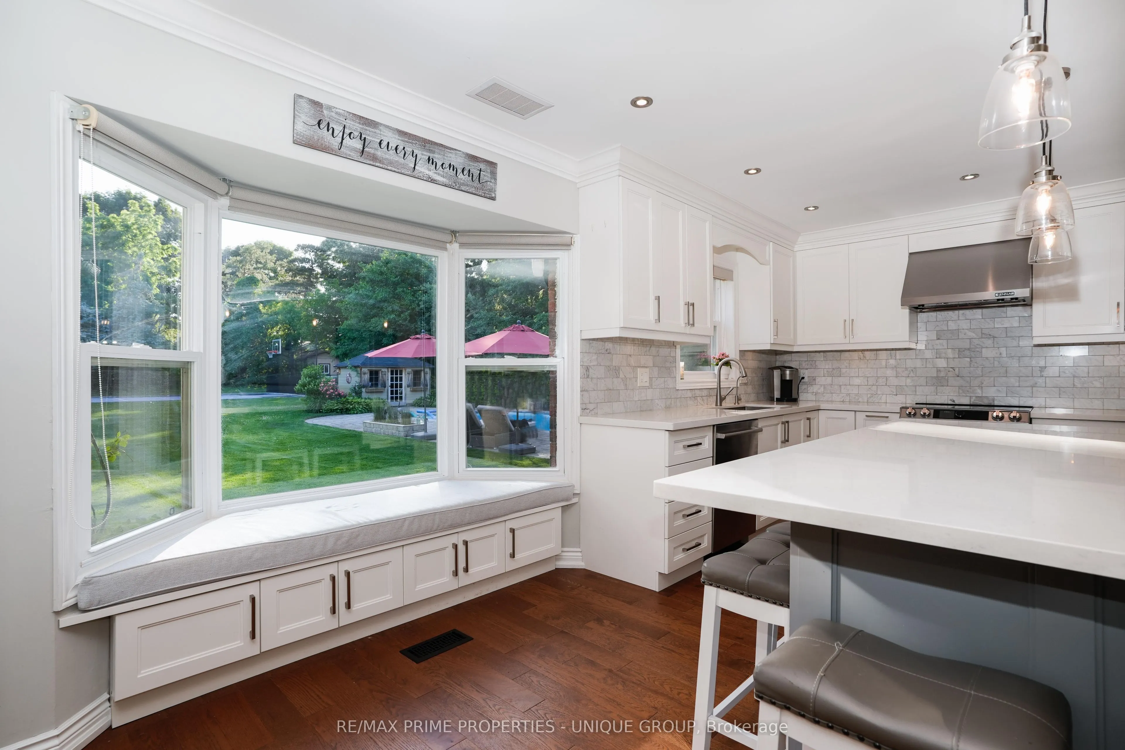 20 Thomas Reid Road