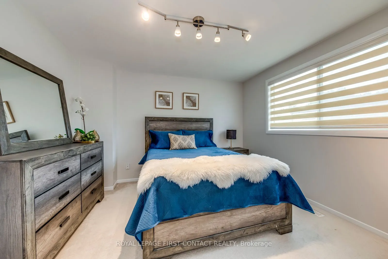 17 New Port Way, #N/A