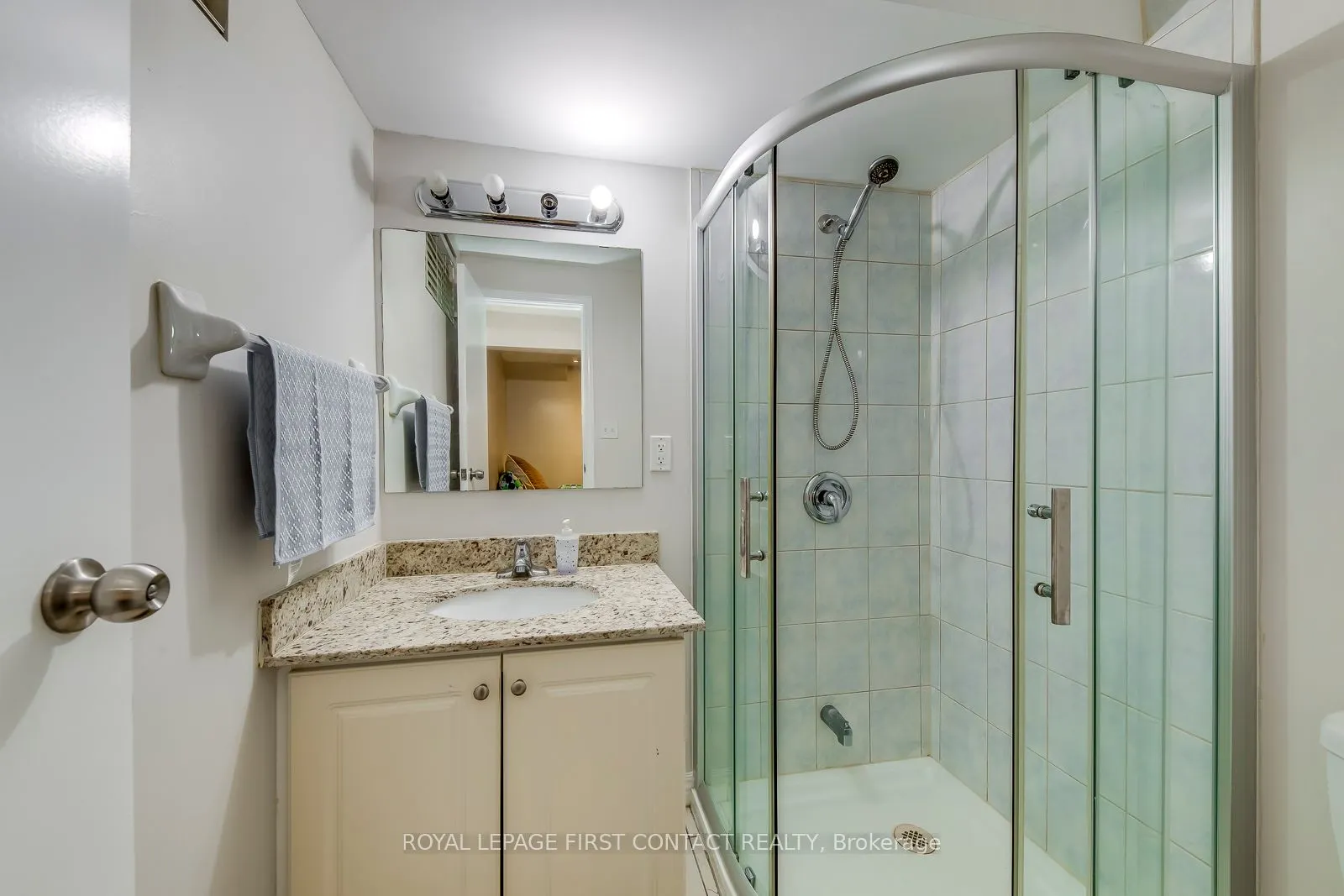 17 New Port Way, #N/A