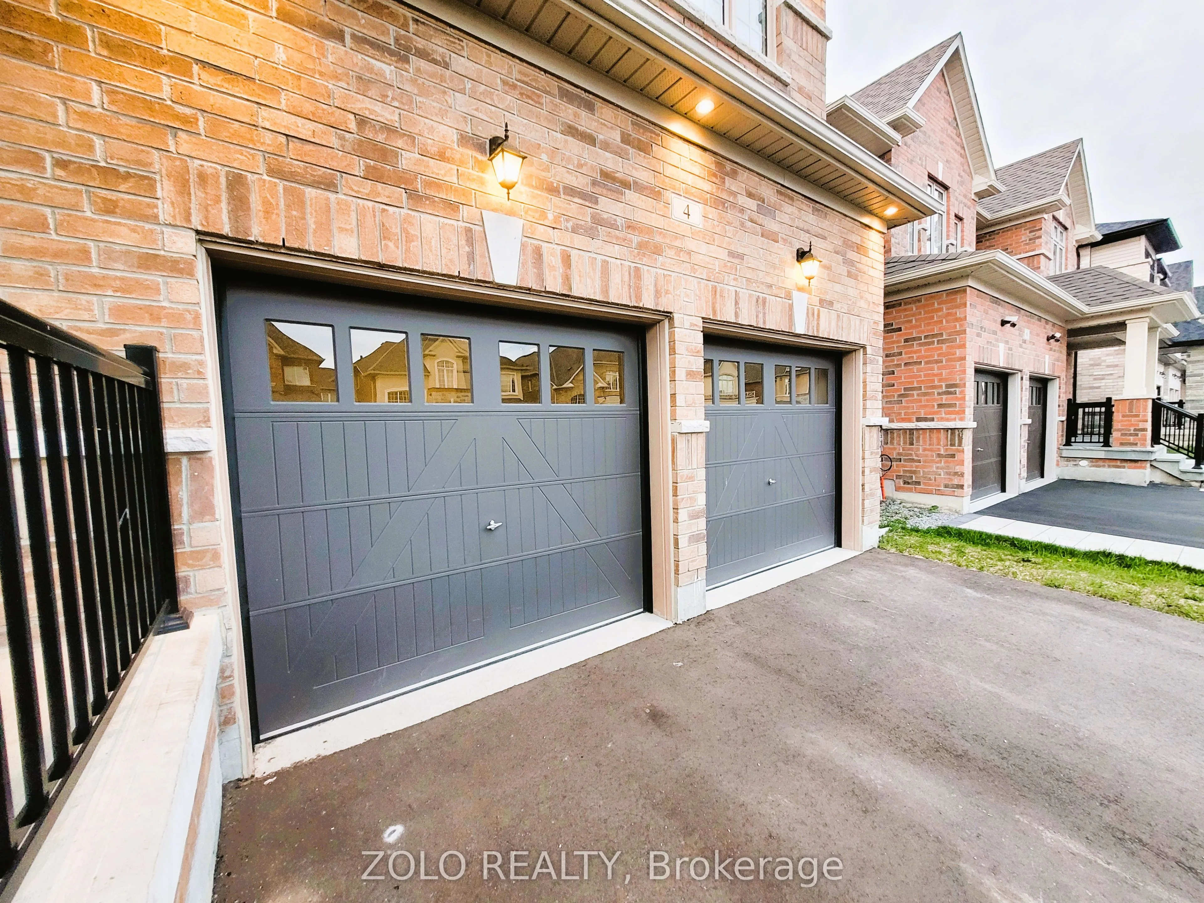 4 Bruce Welch Avenue