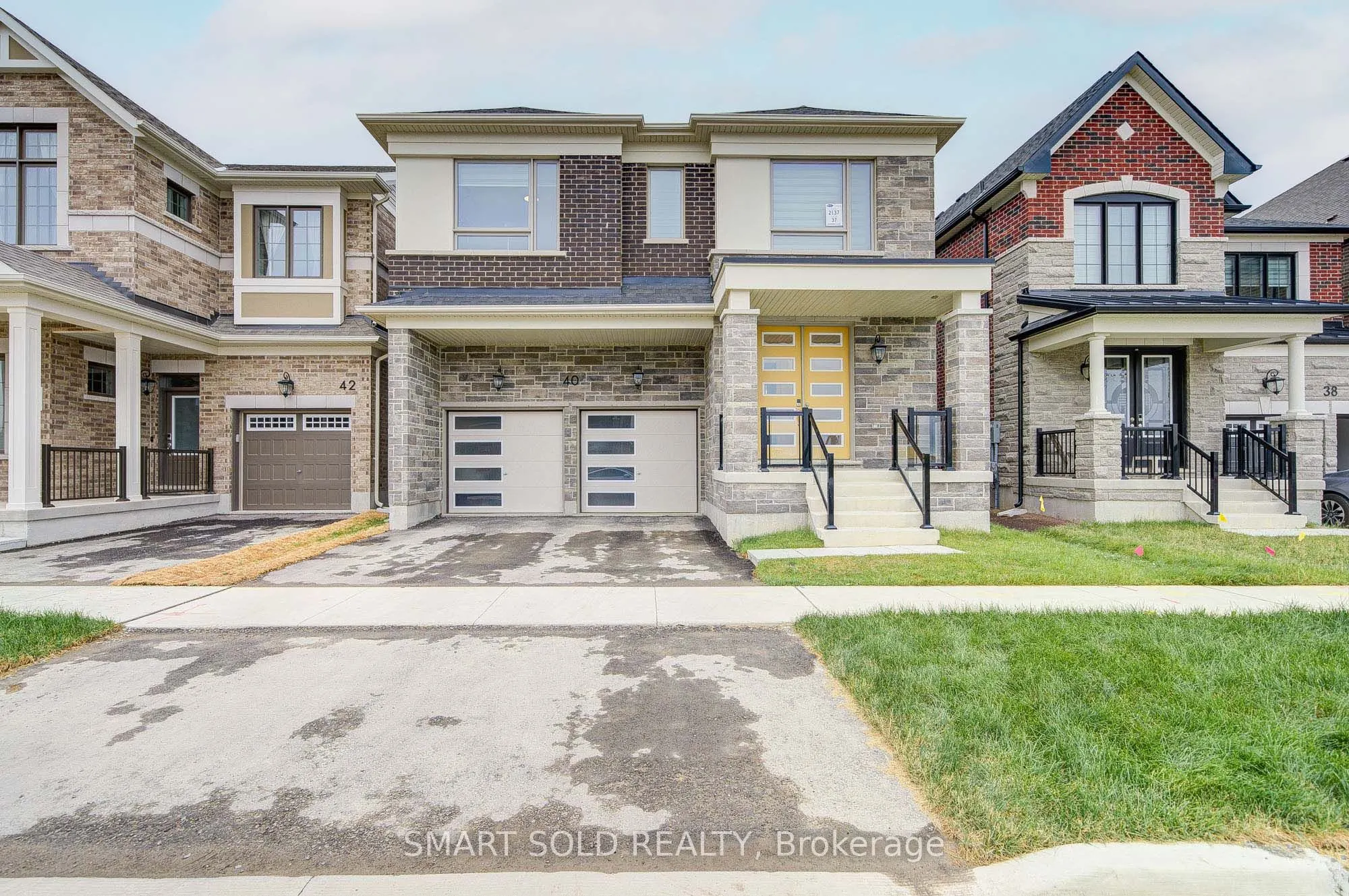 40 Misthollow Crescent
