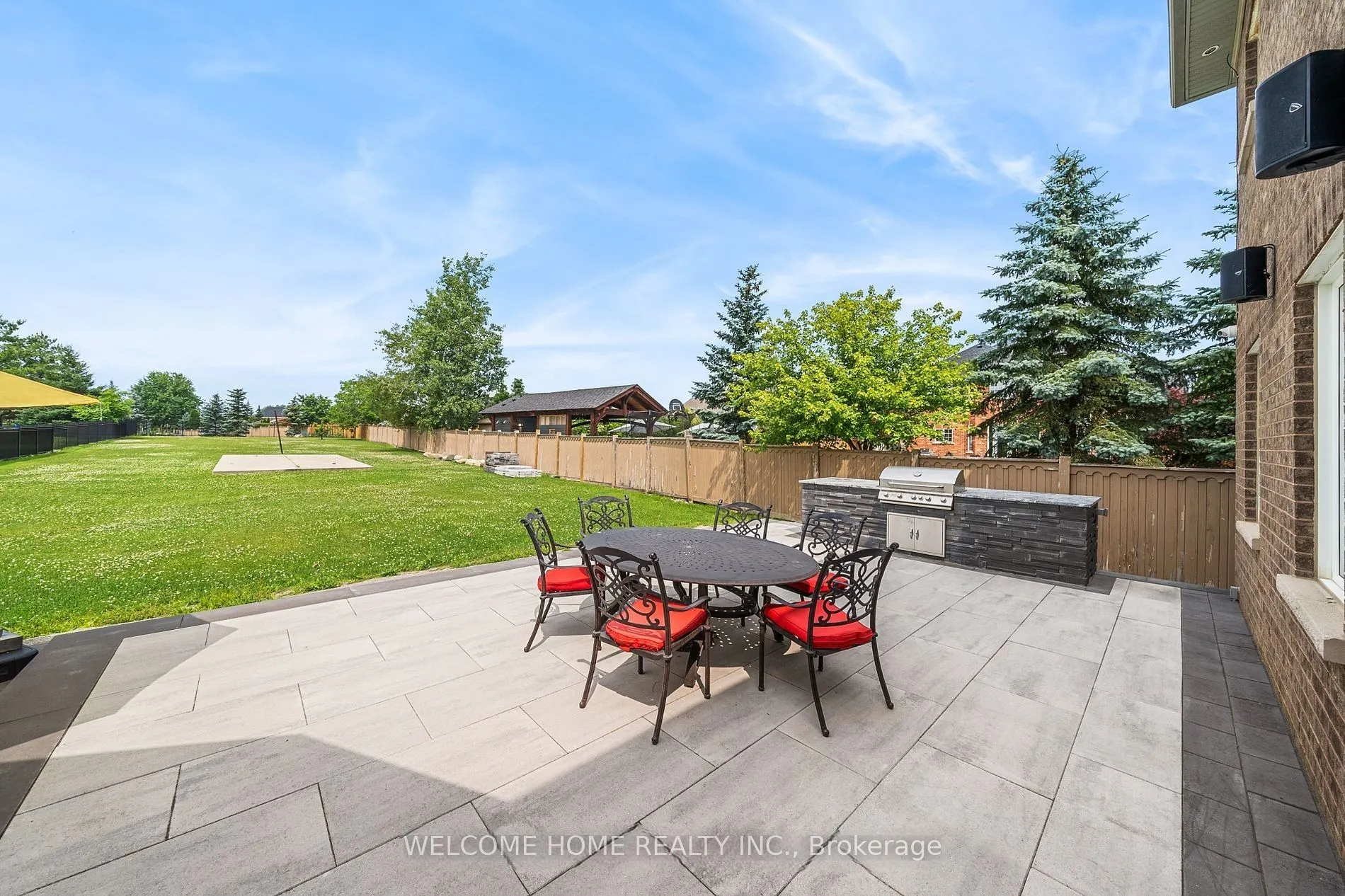 198 Treelawn Boulevard