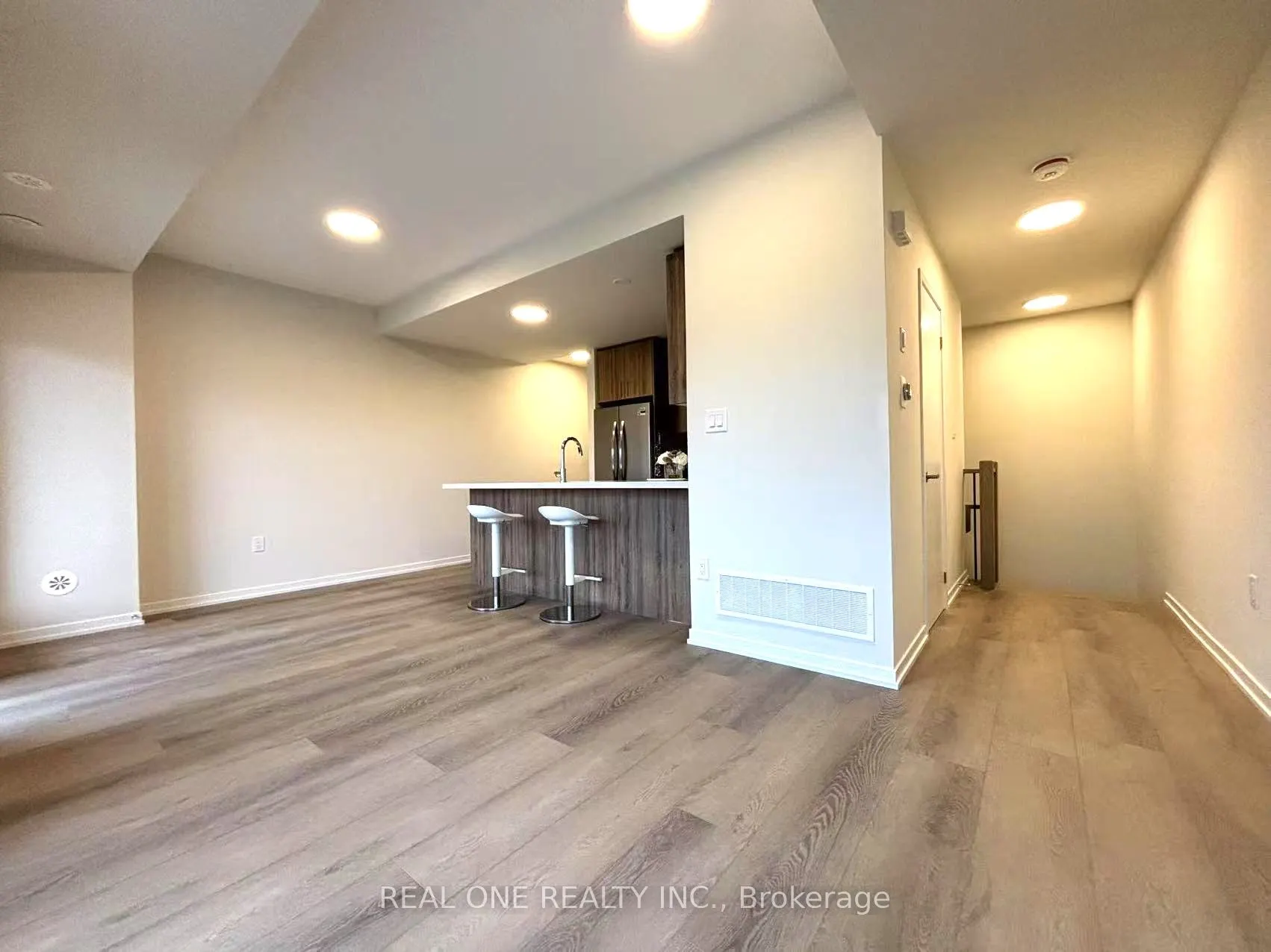 154 MATAWIN Lane, #154