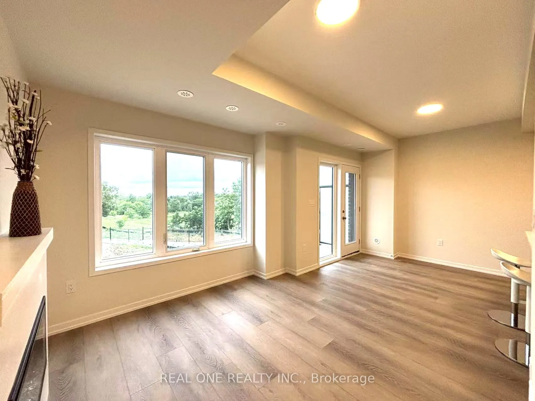 154 MATAWIN Lane, #154