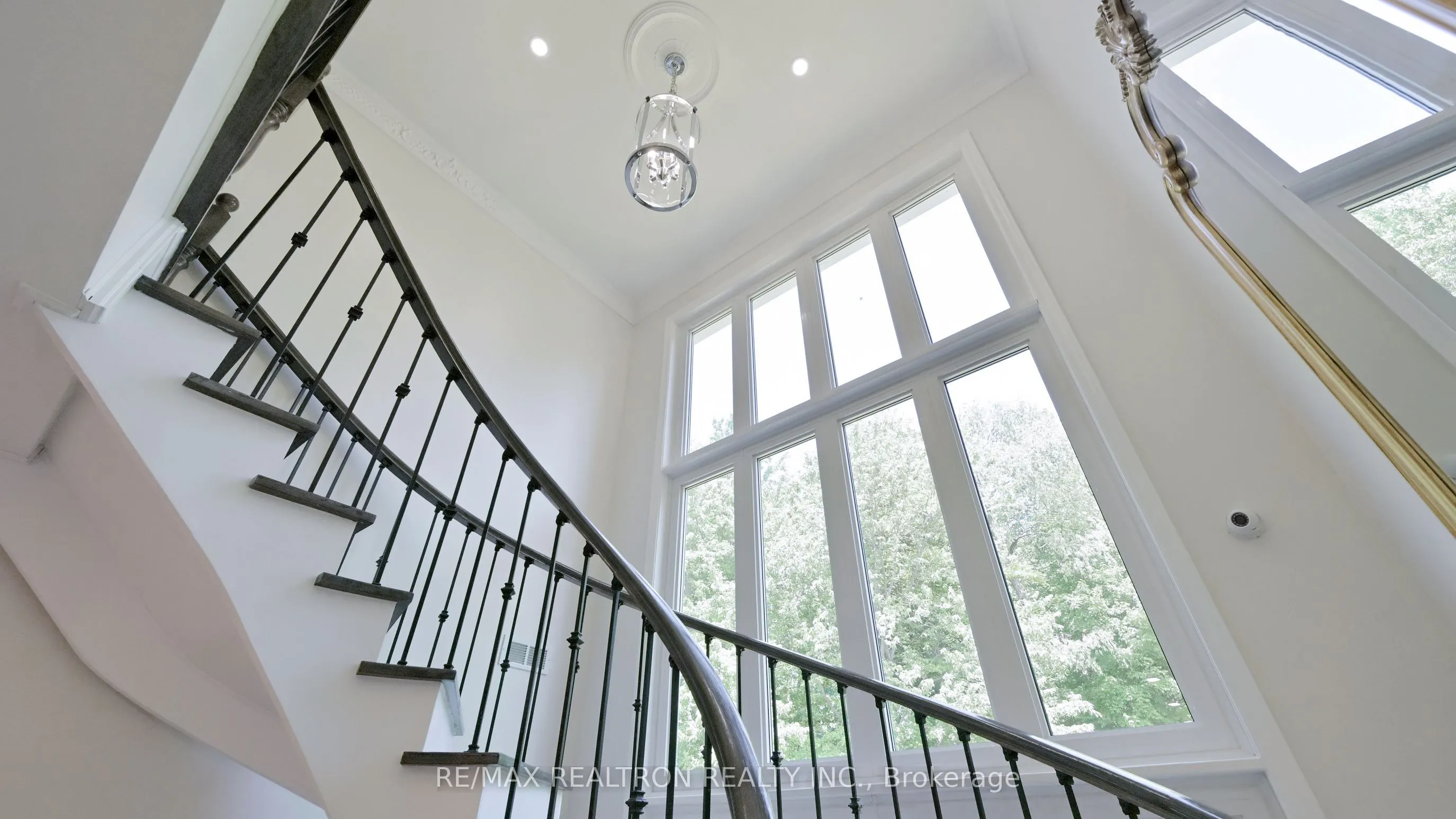 37 Offord Crescent