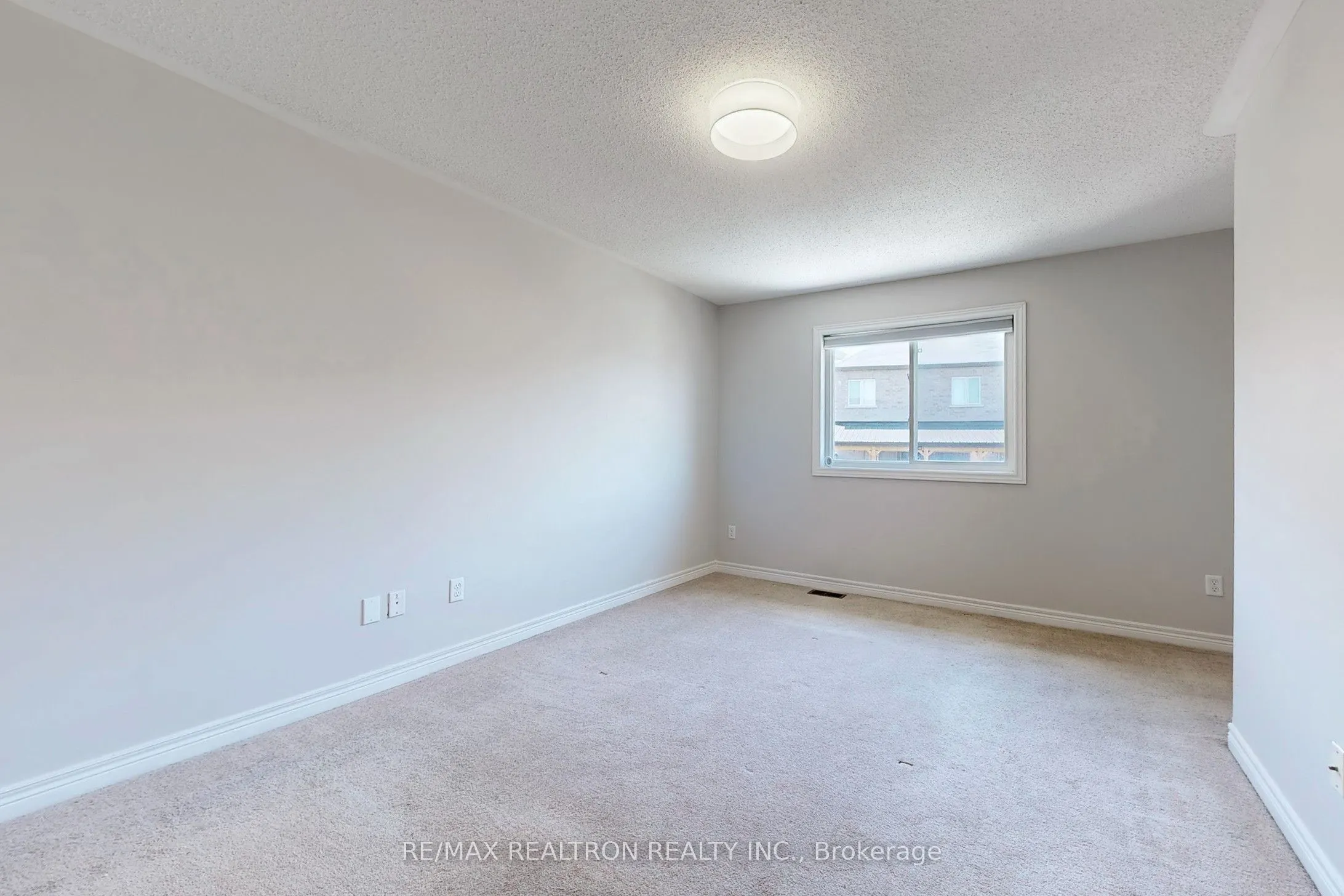 142 Laurendale Avenue