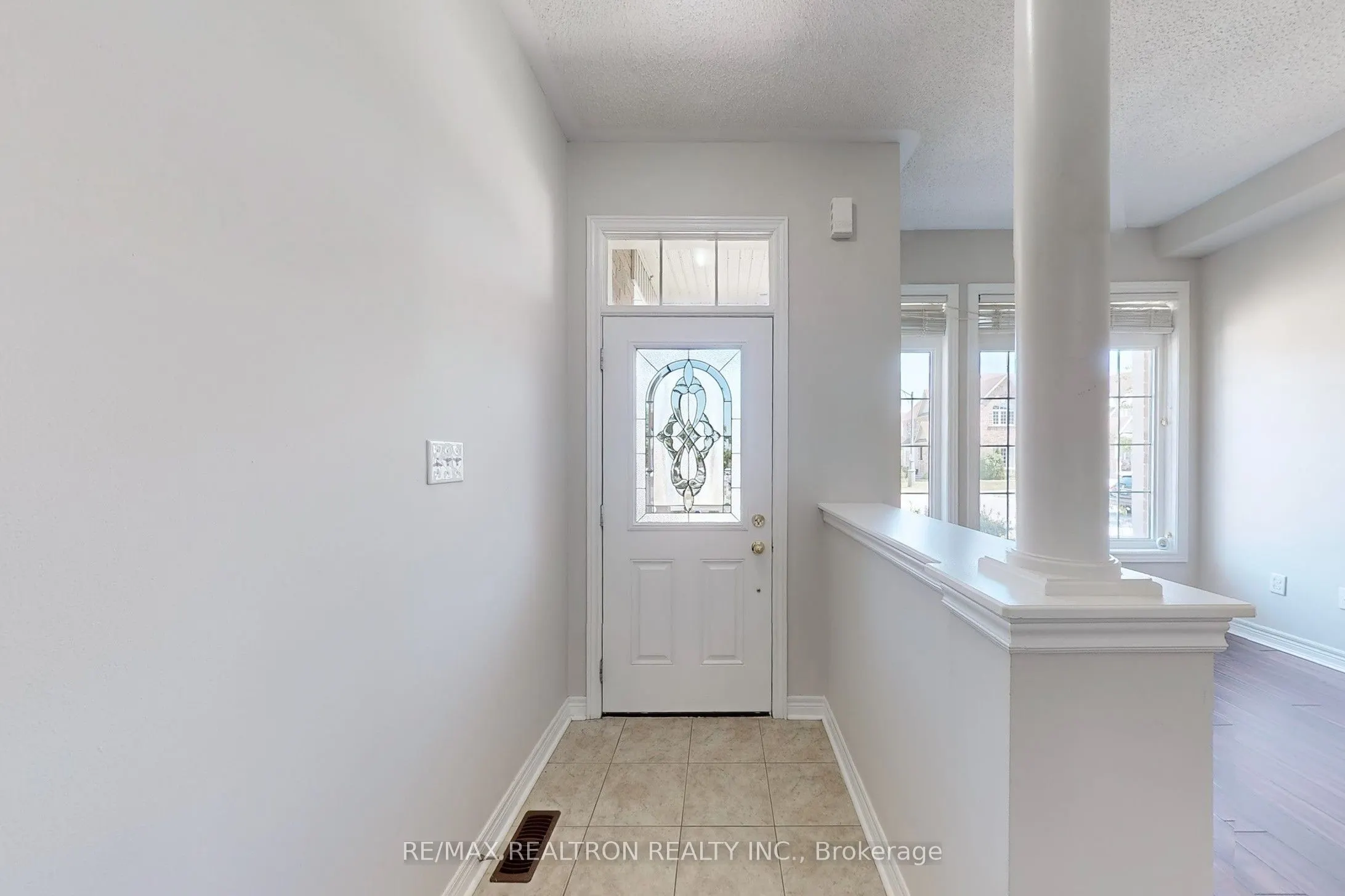 142 Laurendale Avenue
