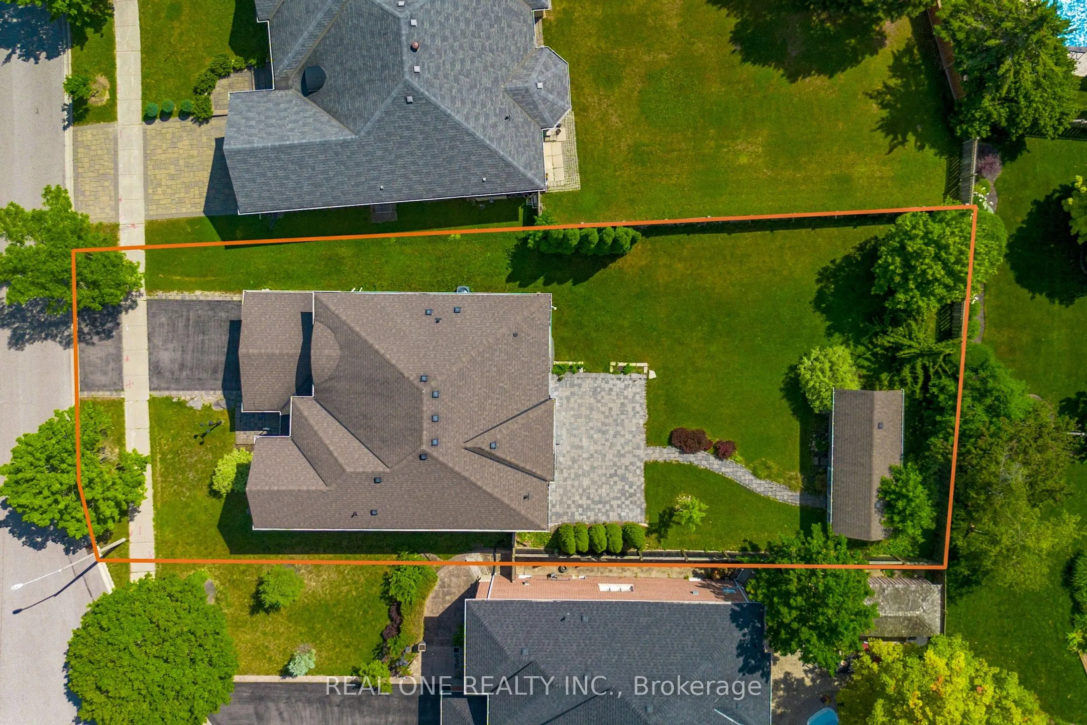 27 Gleave Court