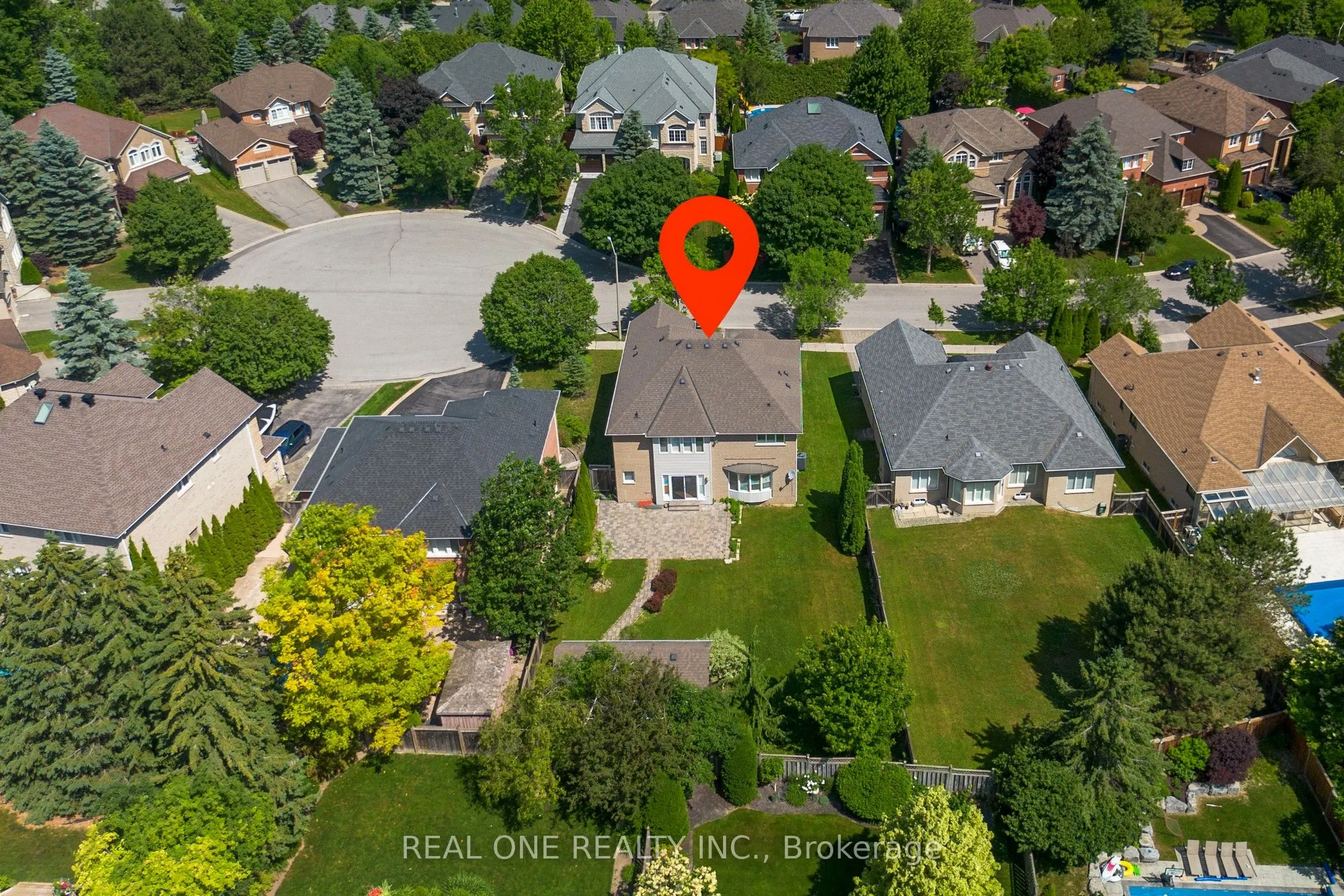 27 Gleave Court