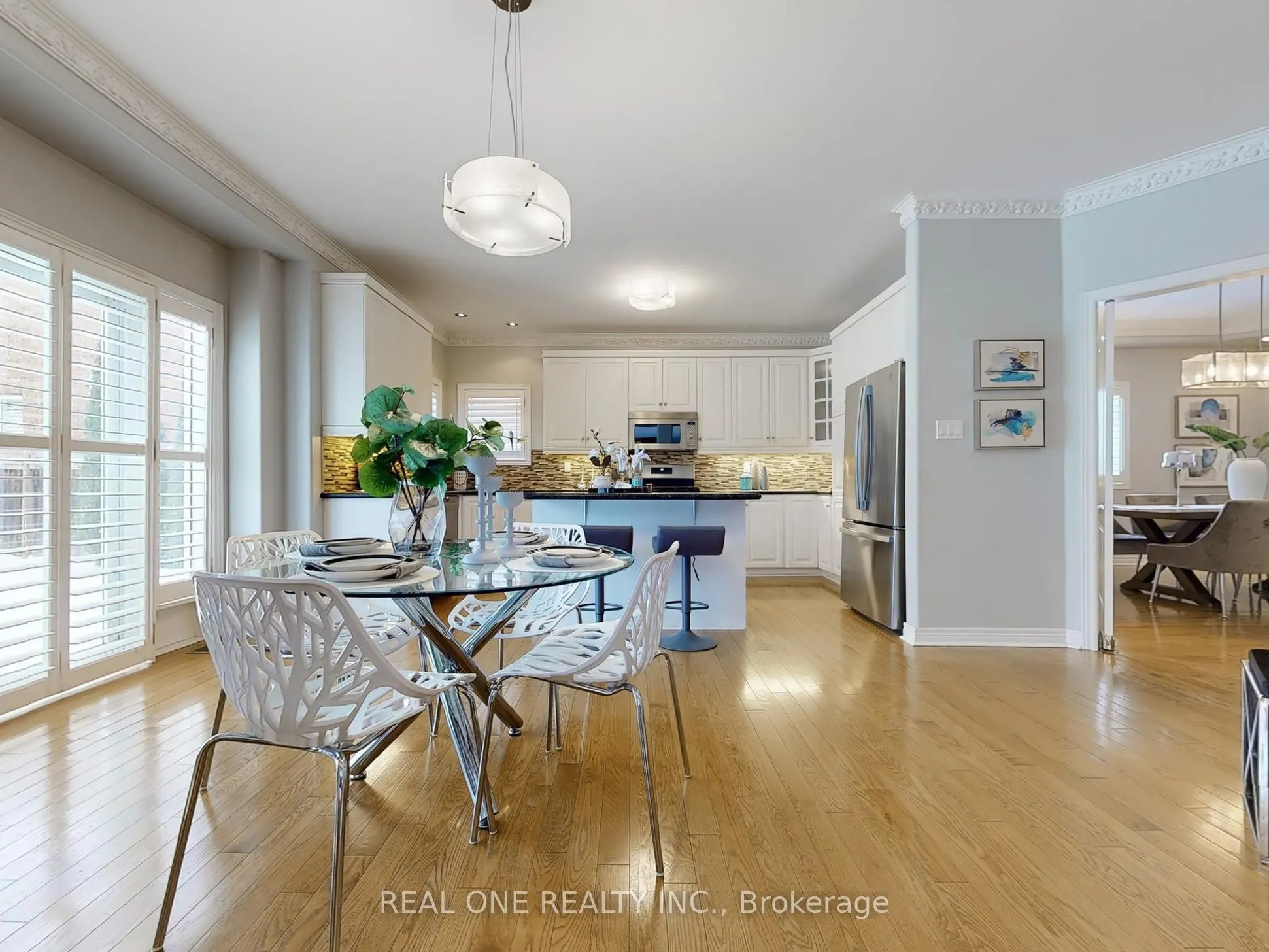 27 Gleave Court