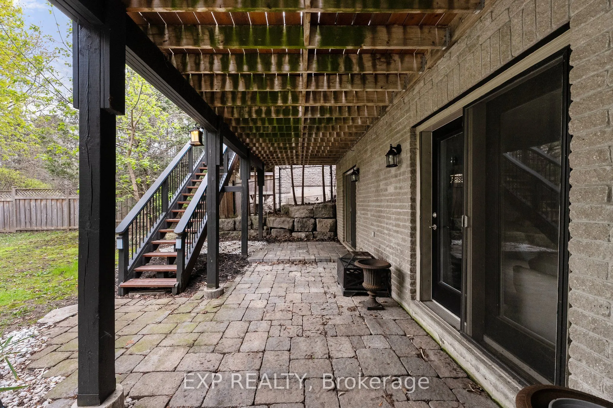 112 Tyler Street