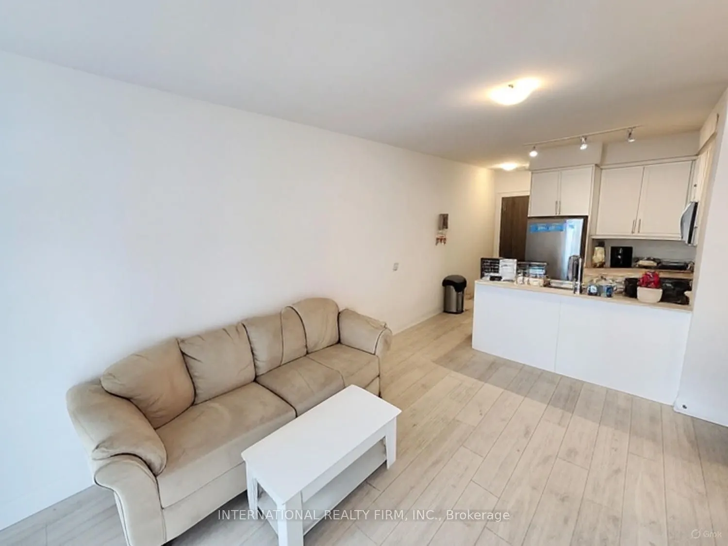 10 Gatineau Drive, #301W