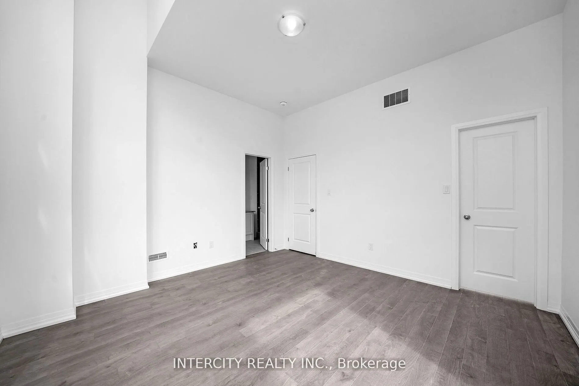 7 Albert Firman Lane S