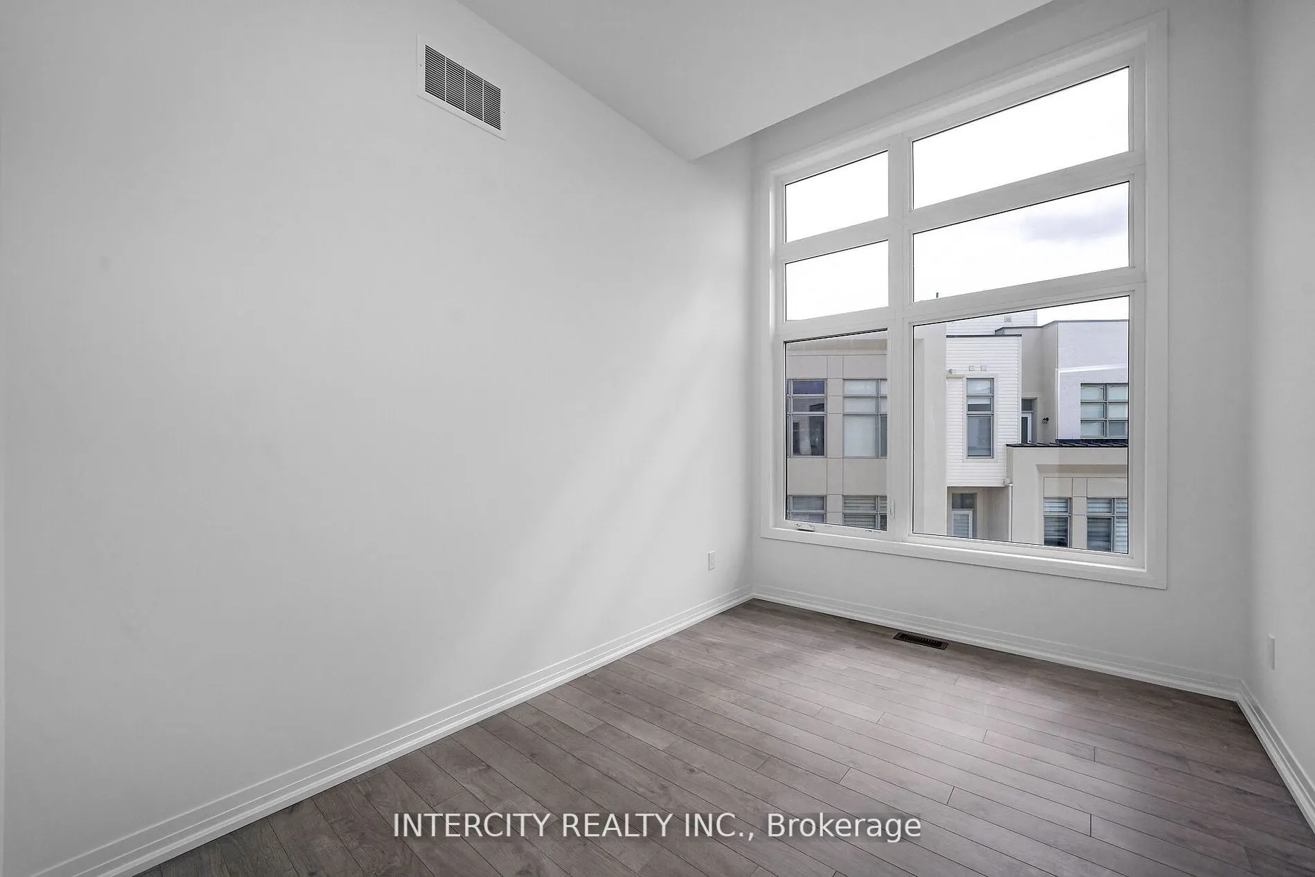 7 Albert Firman Lane S