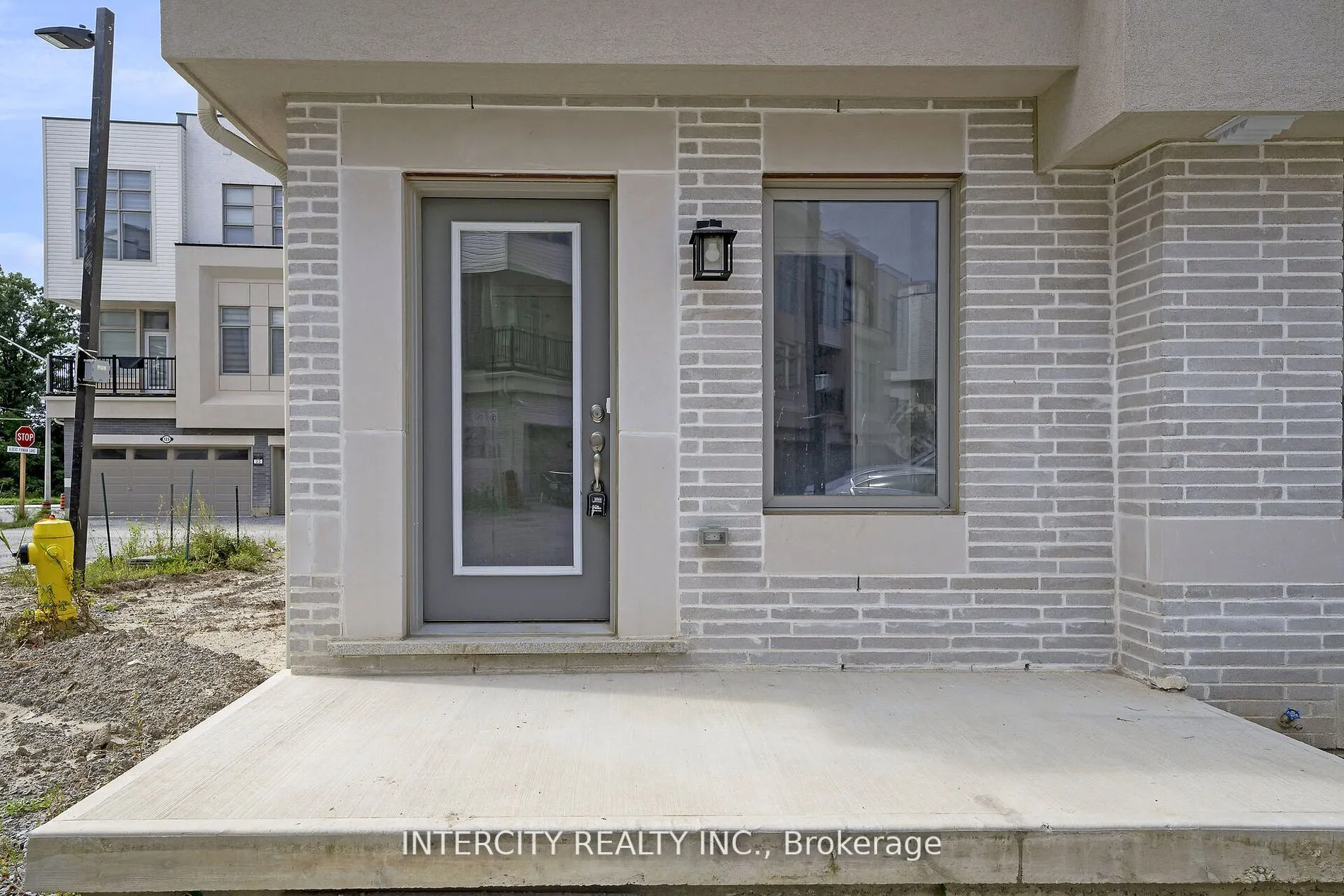7 Albert Firman Lane S