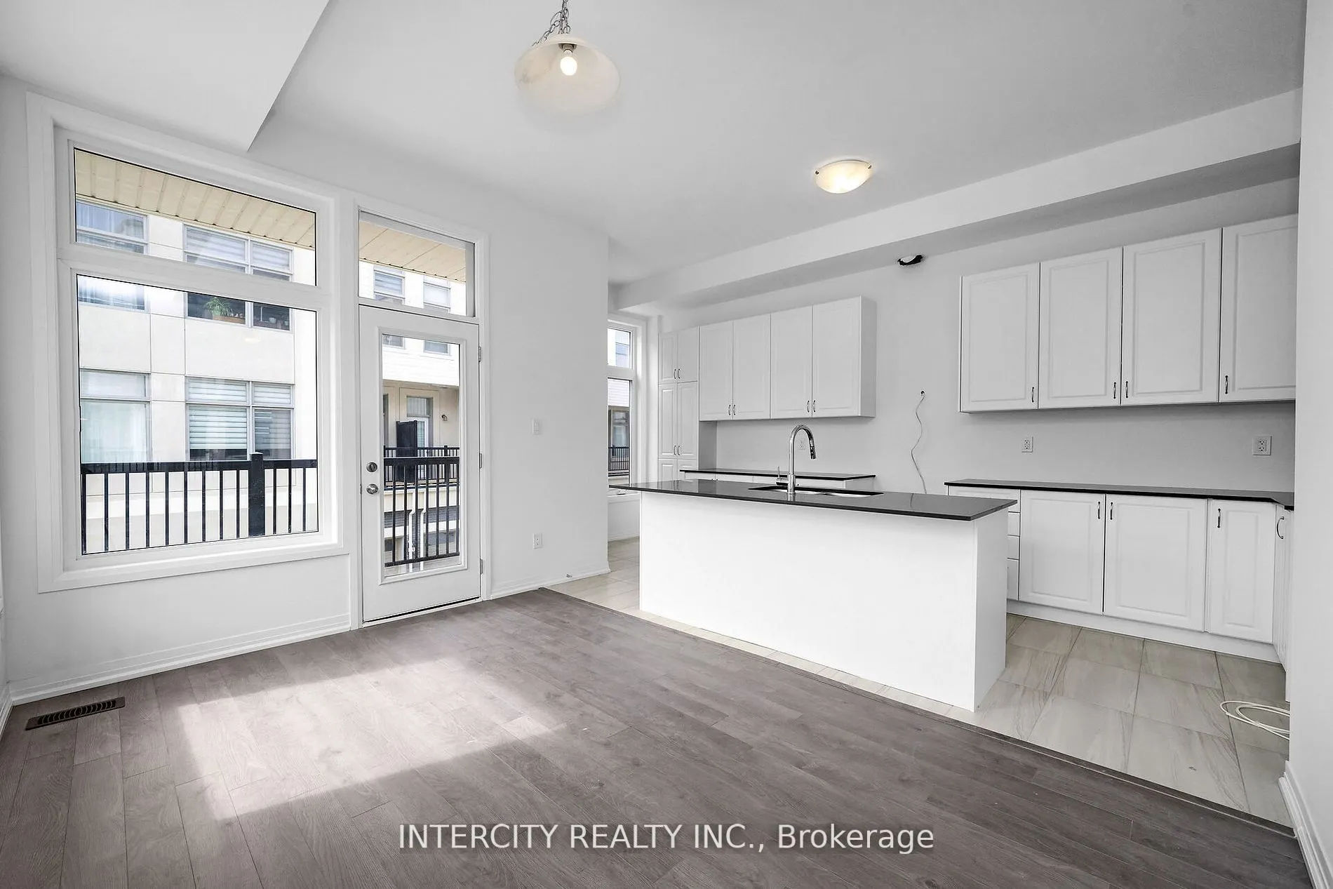 7 Albert Firman Lane S